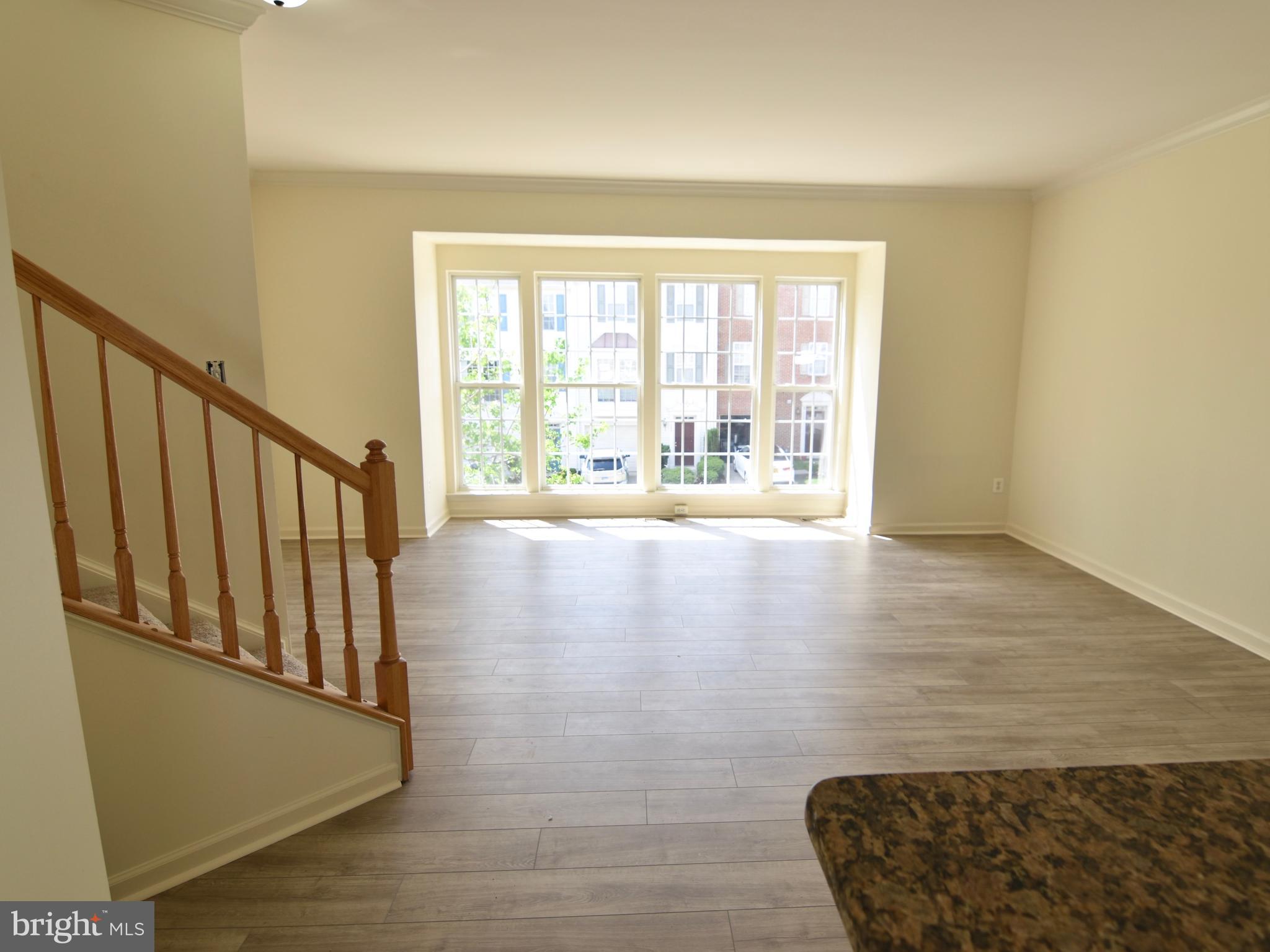 RIVERSIDE STATION - Residential