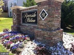 RIVERSIDE STATION - Residential