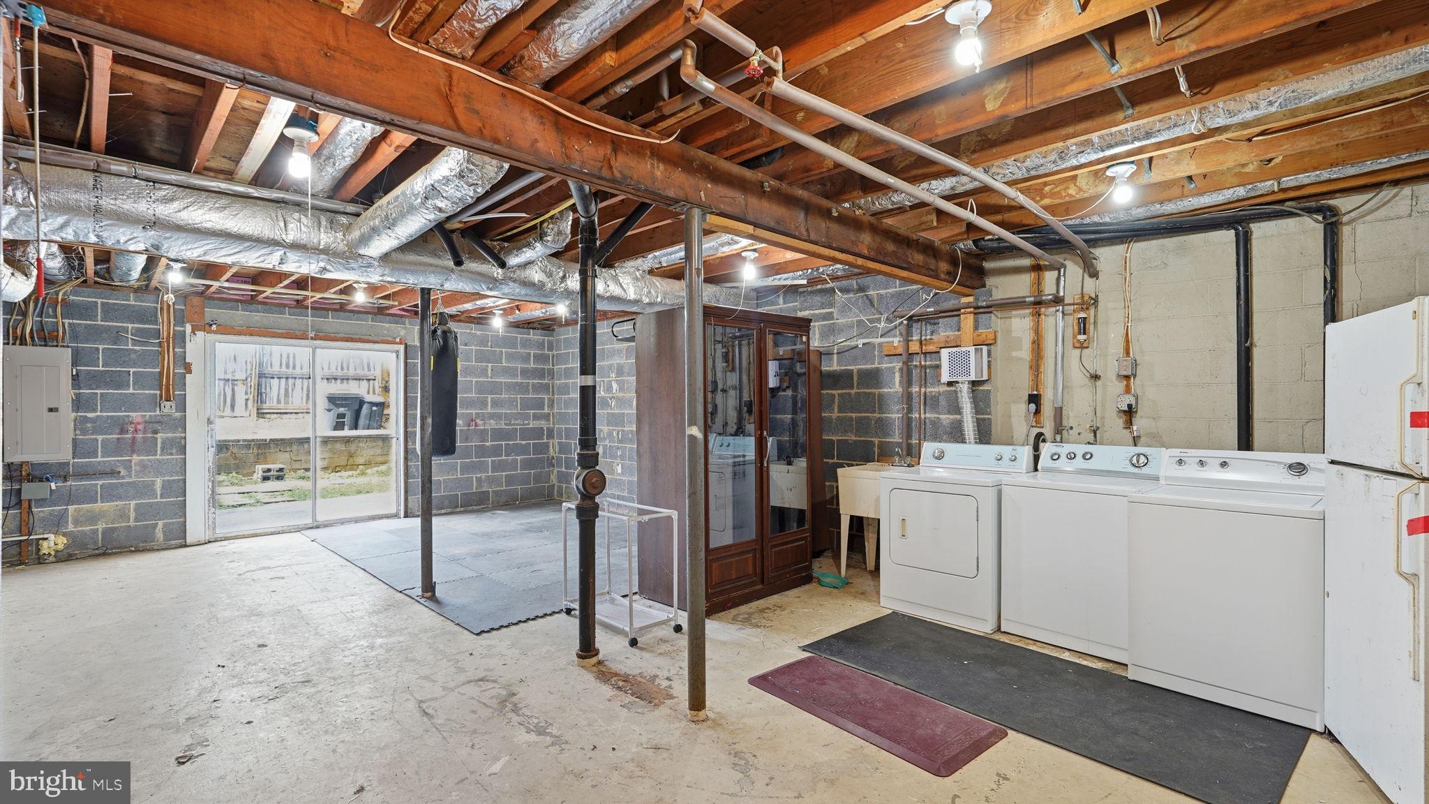 STAFFORDBOROUGH TOWNHOUSES - Residential