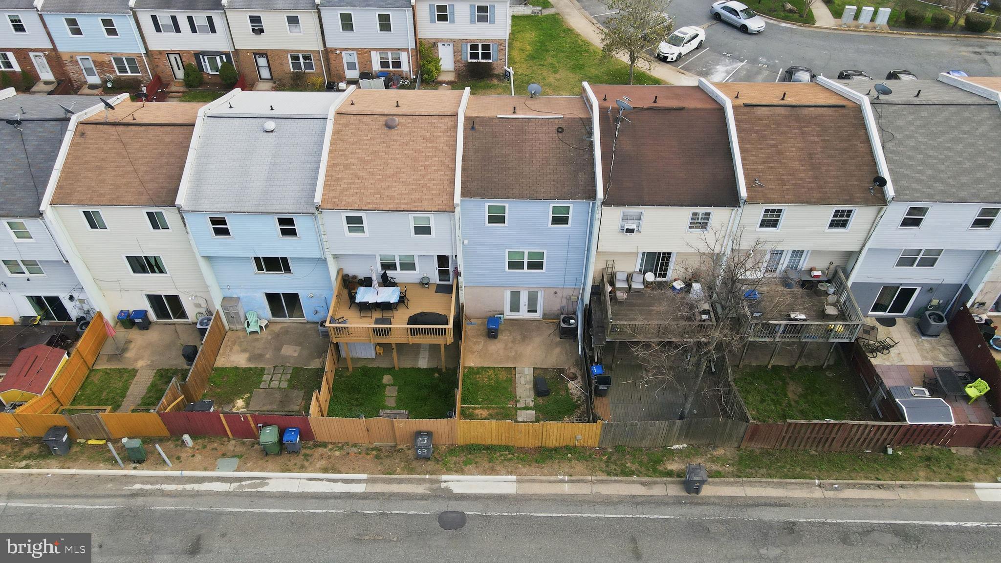 STAFFORDBOROUGH TOWNHOUSES - Residential