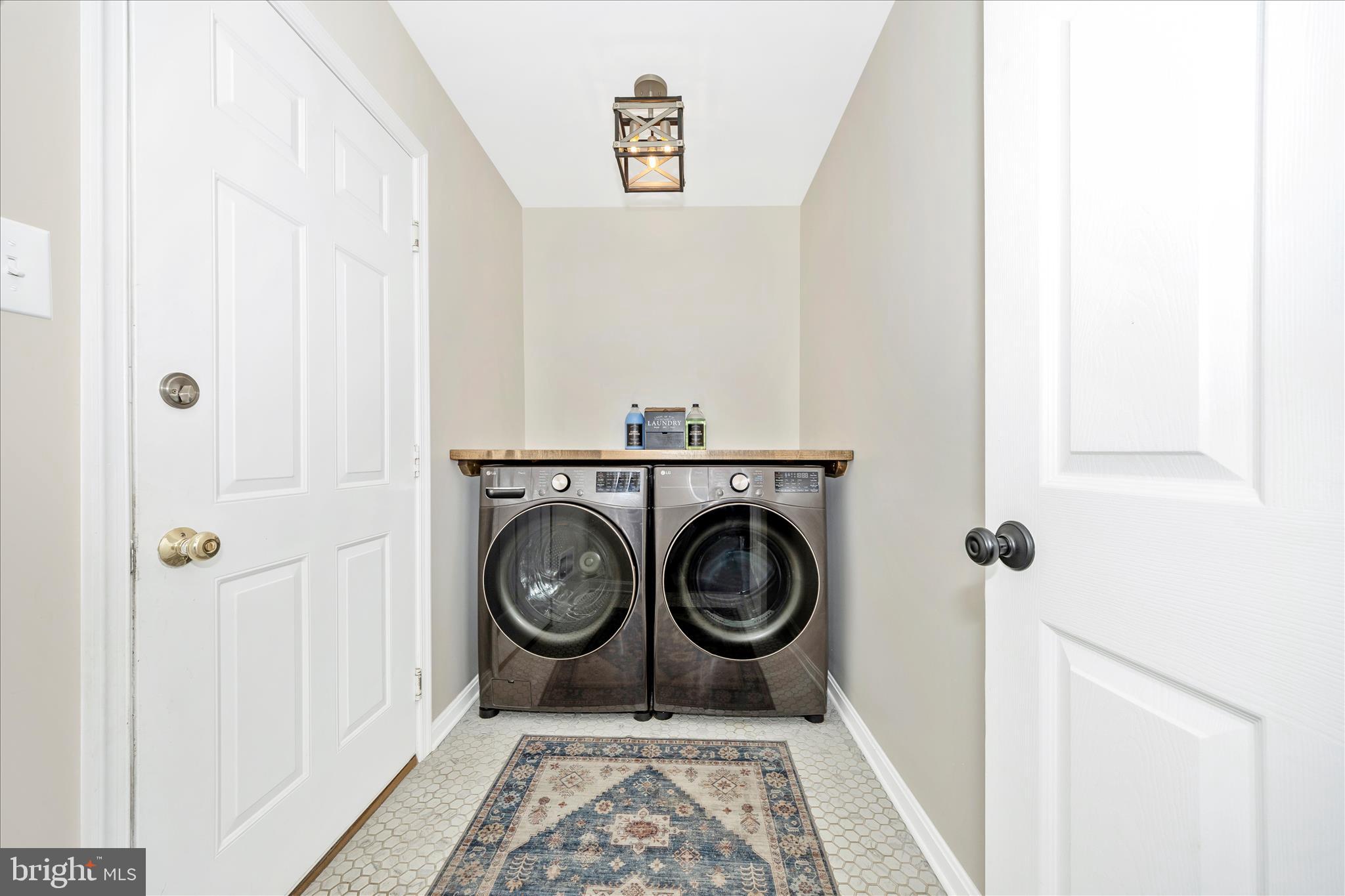 REICHS FORD ESTATES - Farm