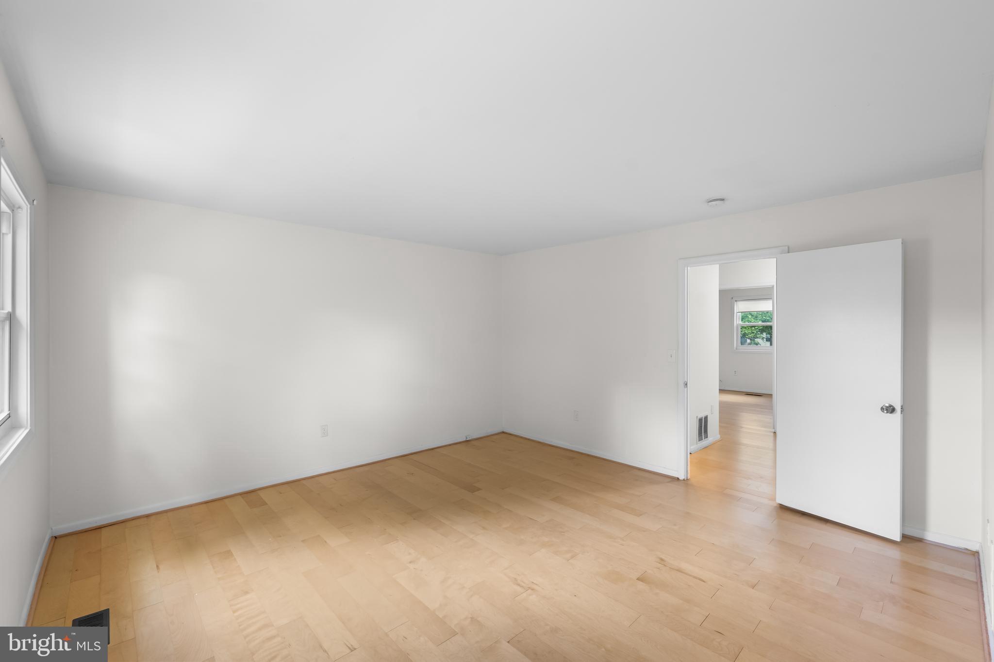 GREENBRIAR - Residential Lease