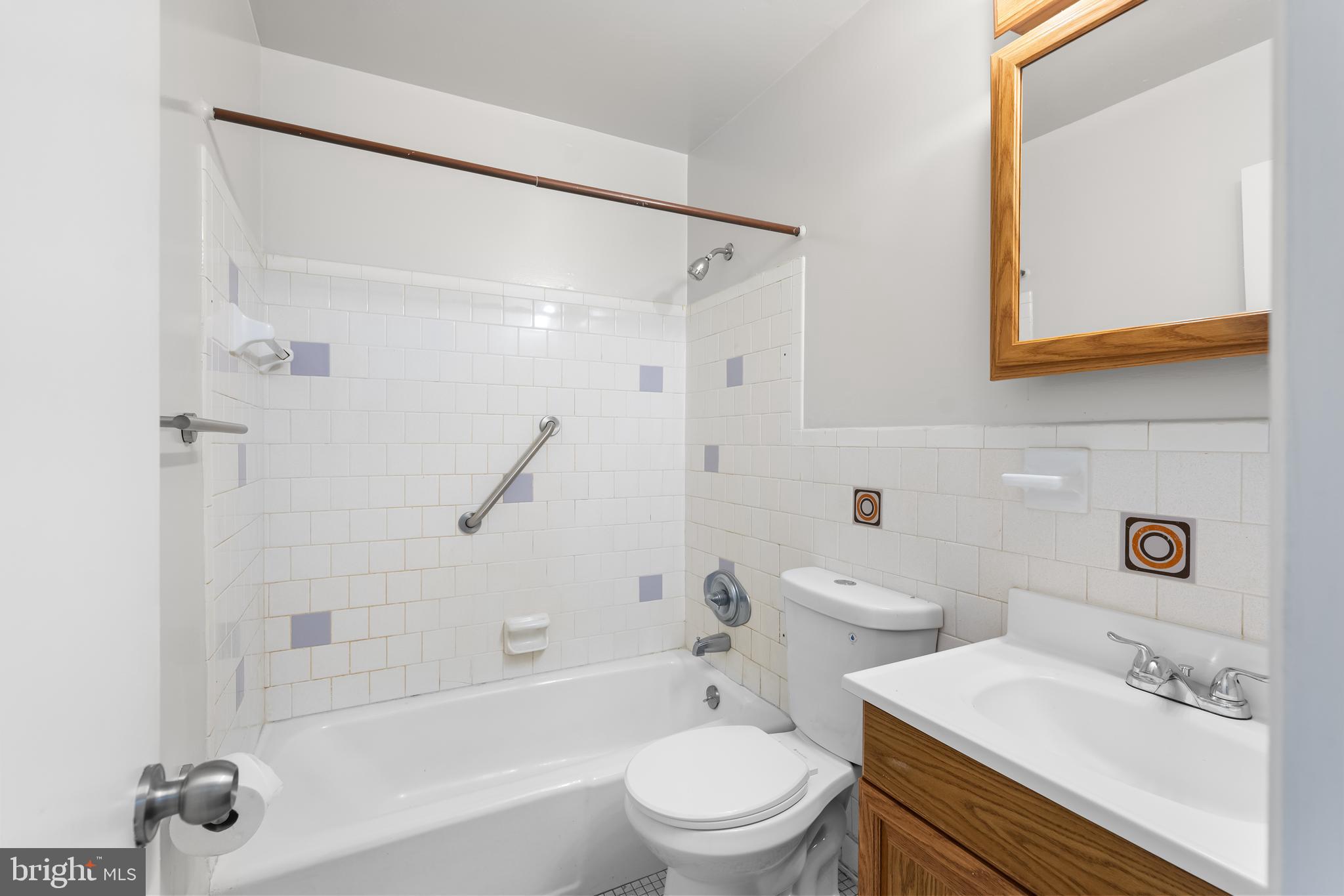 GREENBRIAR - Residential Lease