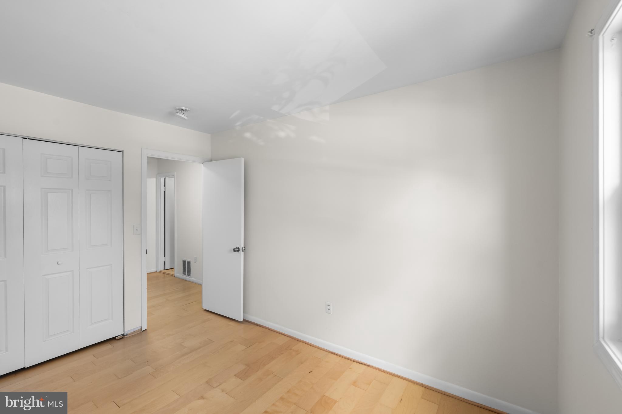 GREENBRIAR - Residential Lease