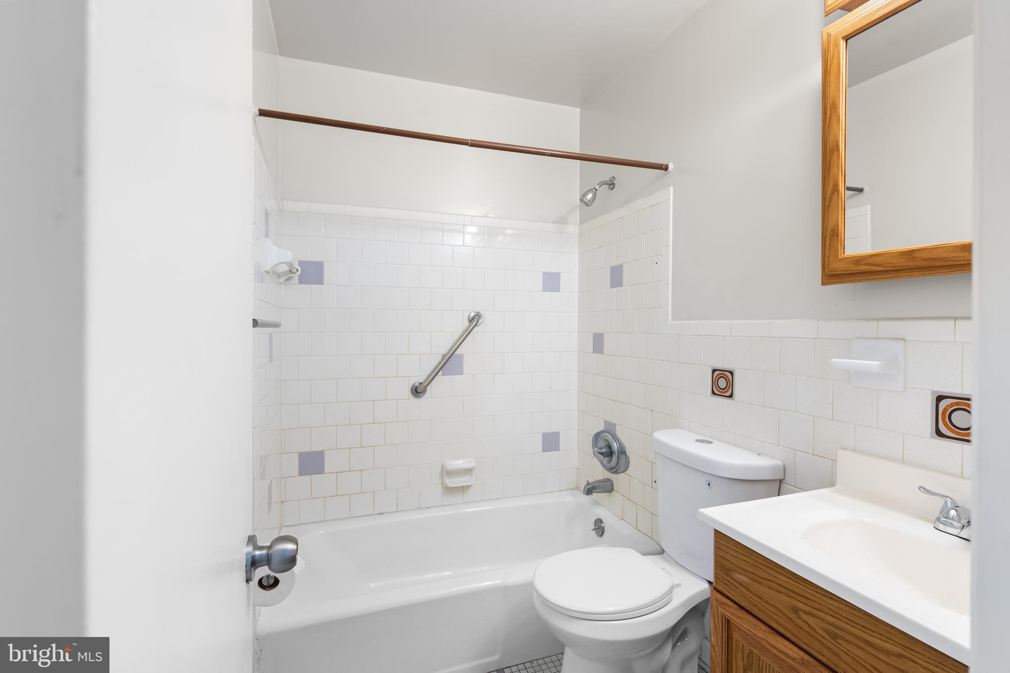 GREENBRIAR - Residential Lease