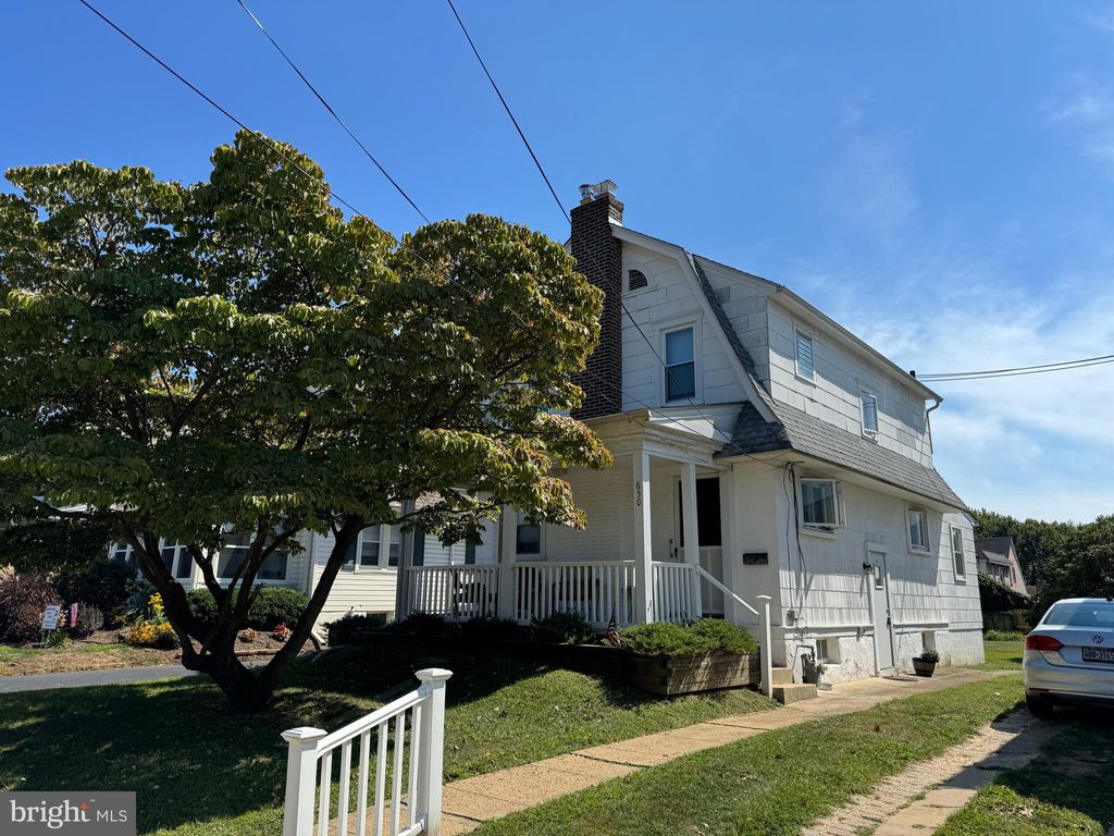 Photo of 650 9th Avenue, PROSPECT PARK, PA 19076 (MLS # PADE2100044)