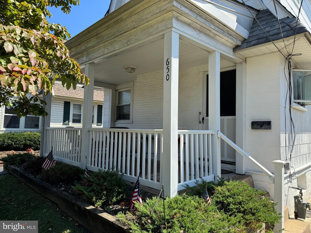 Photo of 650 9th Avenue, PROSPECT PARK, PA 19076 (MLS # PADE2100044)