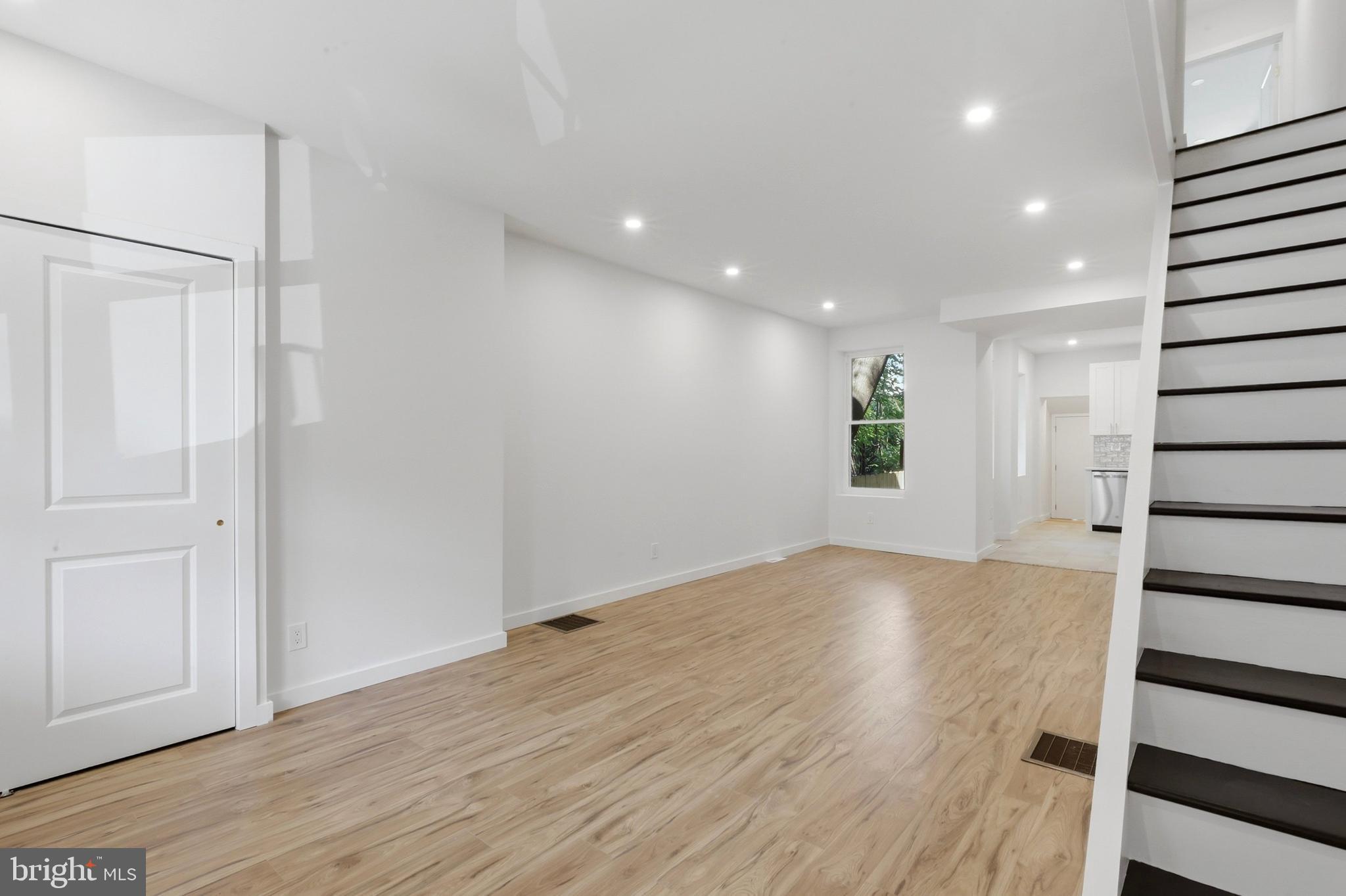 CEDAR PARK - Residential