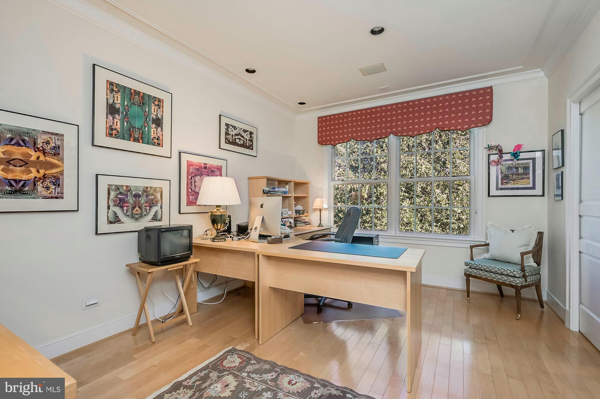 POTOMAC FALLS - Residential