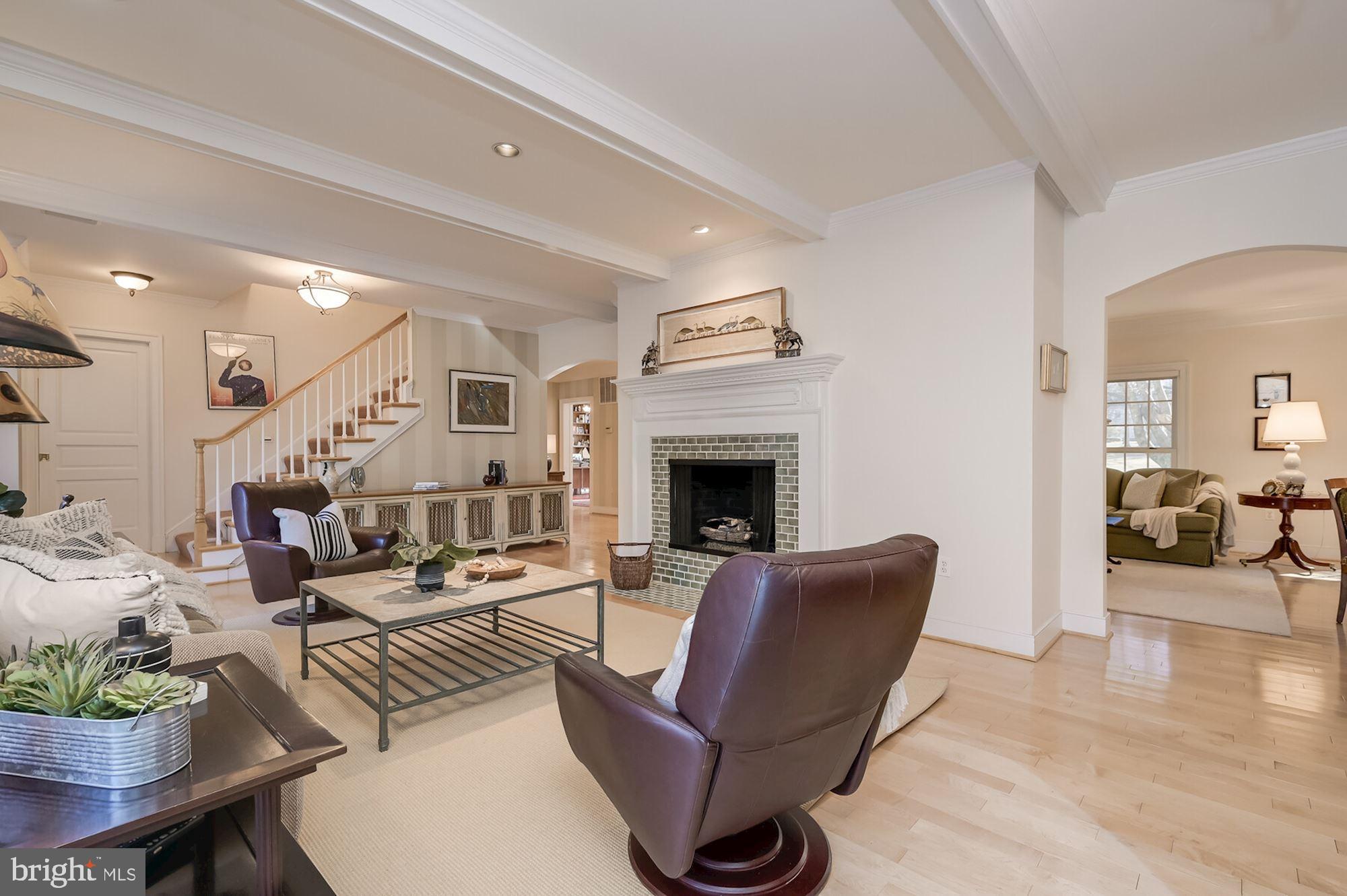 POTOMAC FALLS - Residential