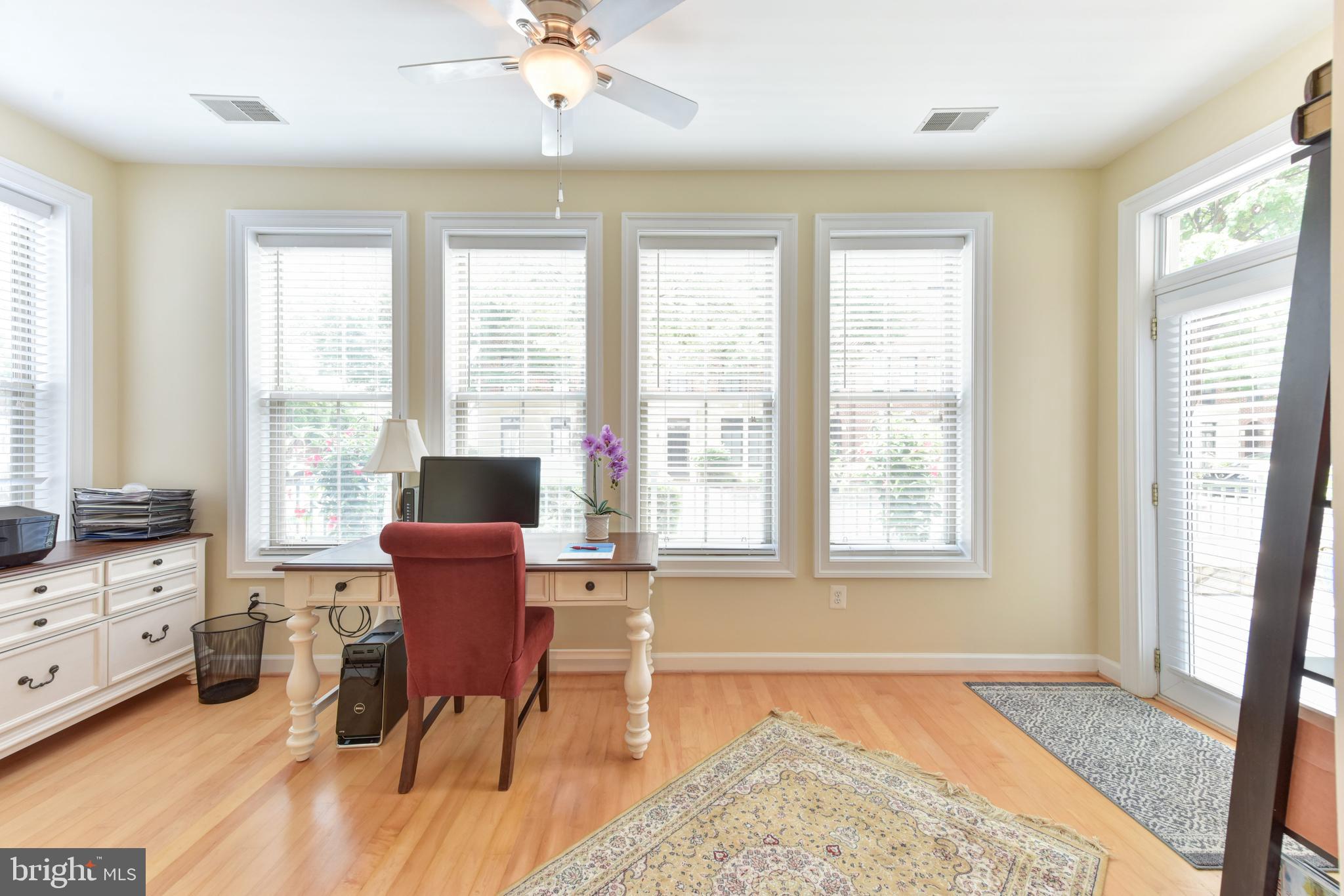 BELMONT BAY - Residential