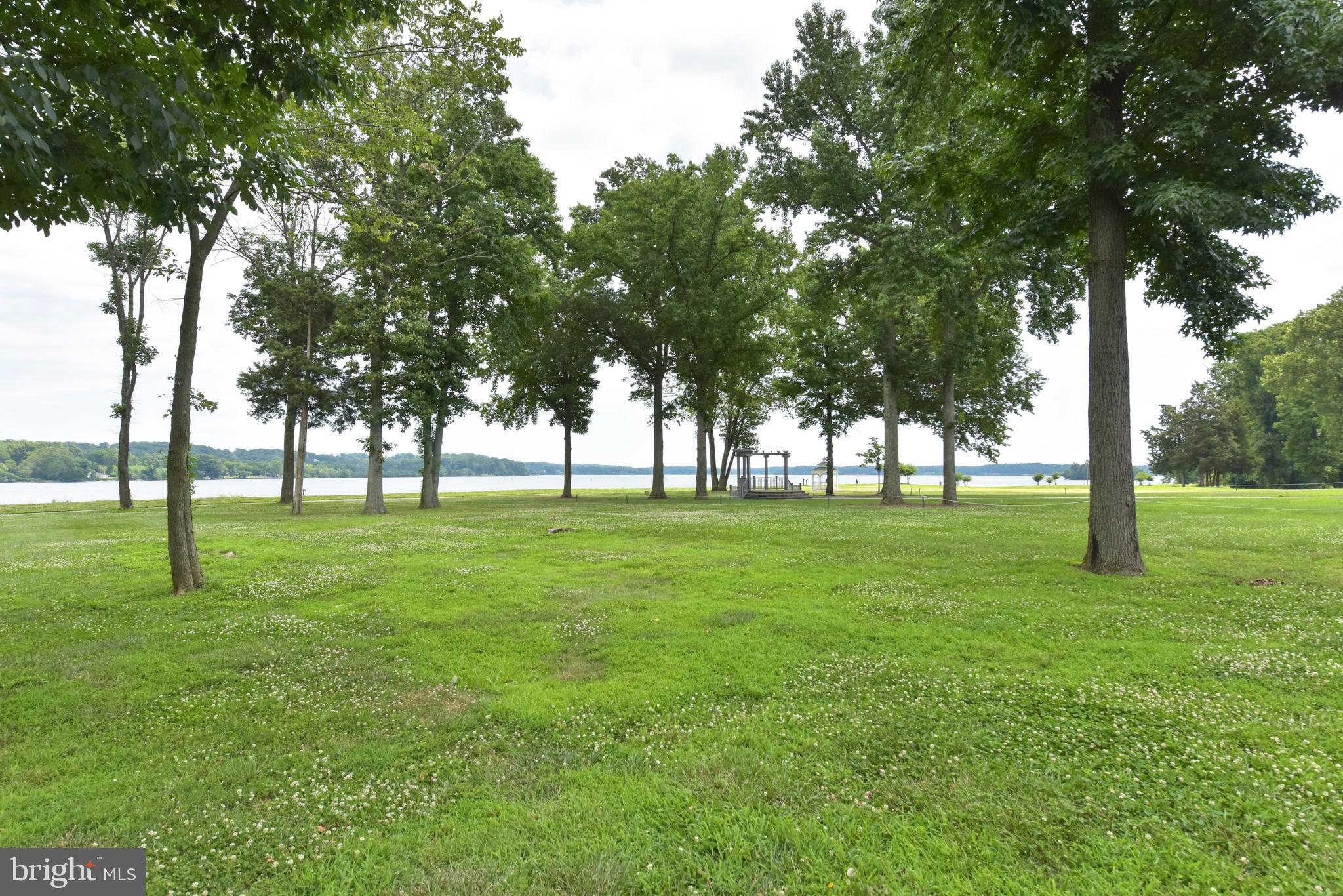 BELMONT BAY - Residential