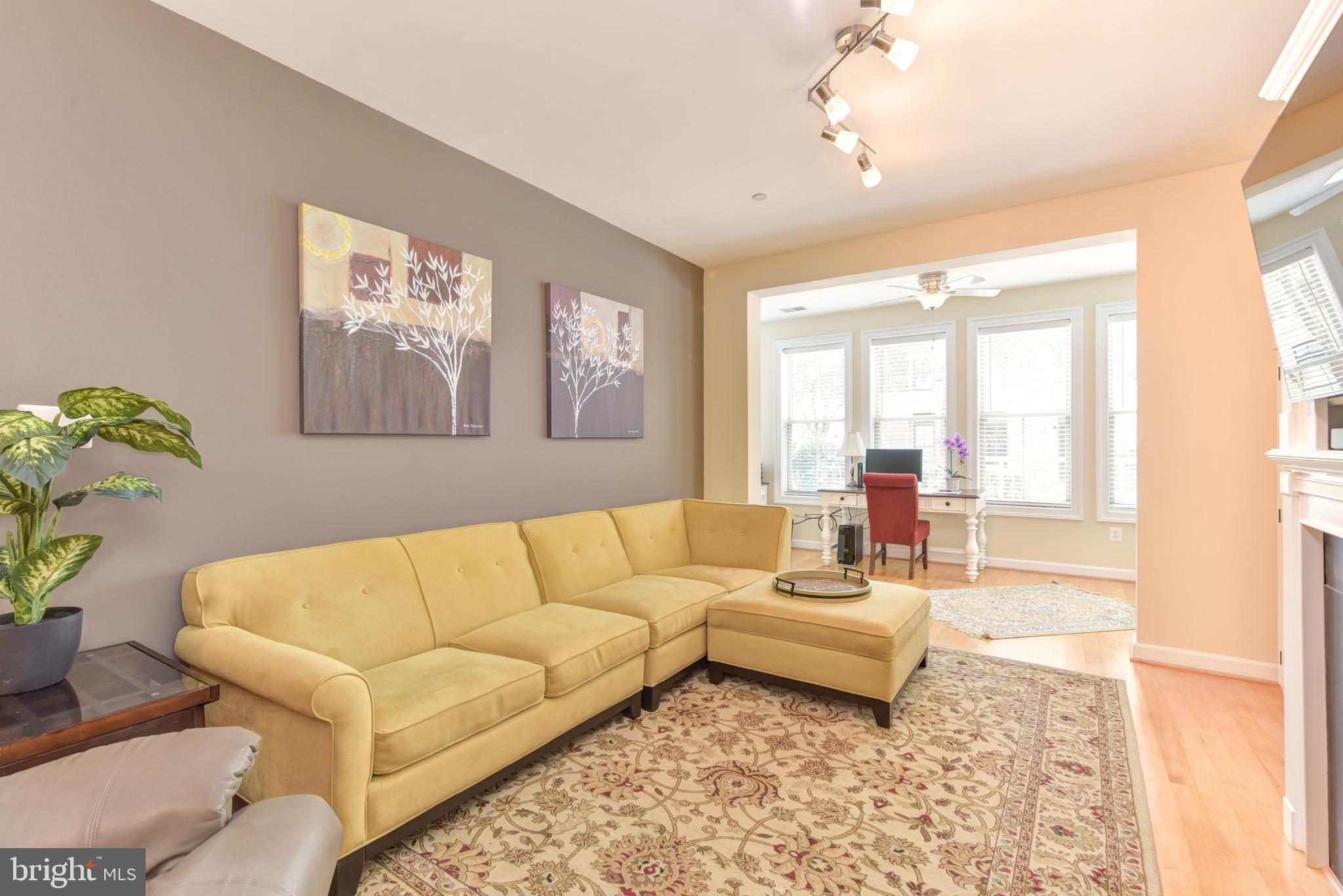 BELMONT BAY - Residential