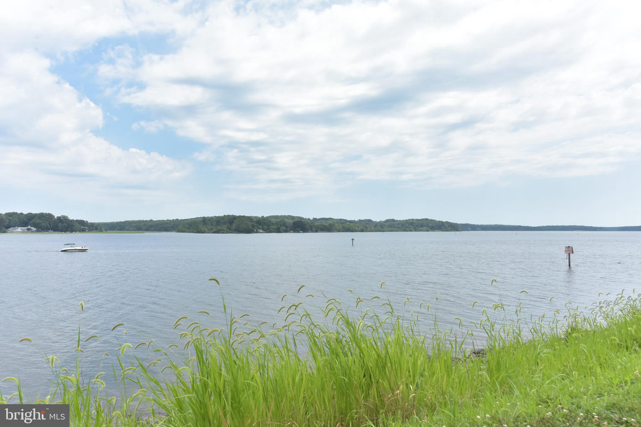 BELMONT BAY - Residential