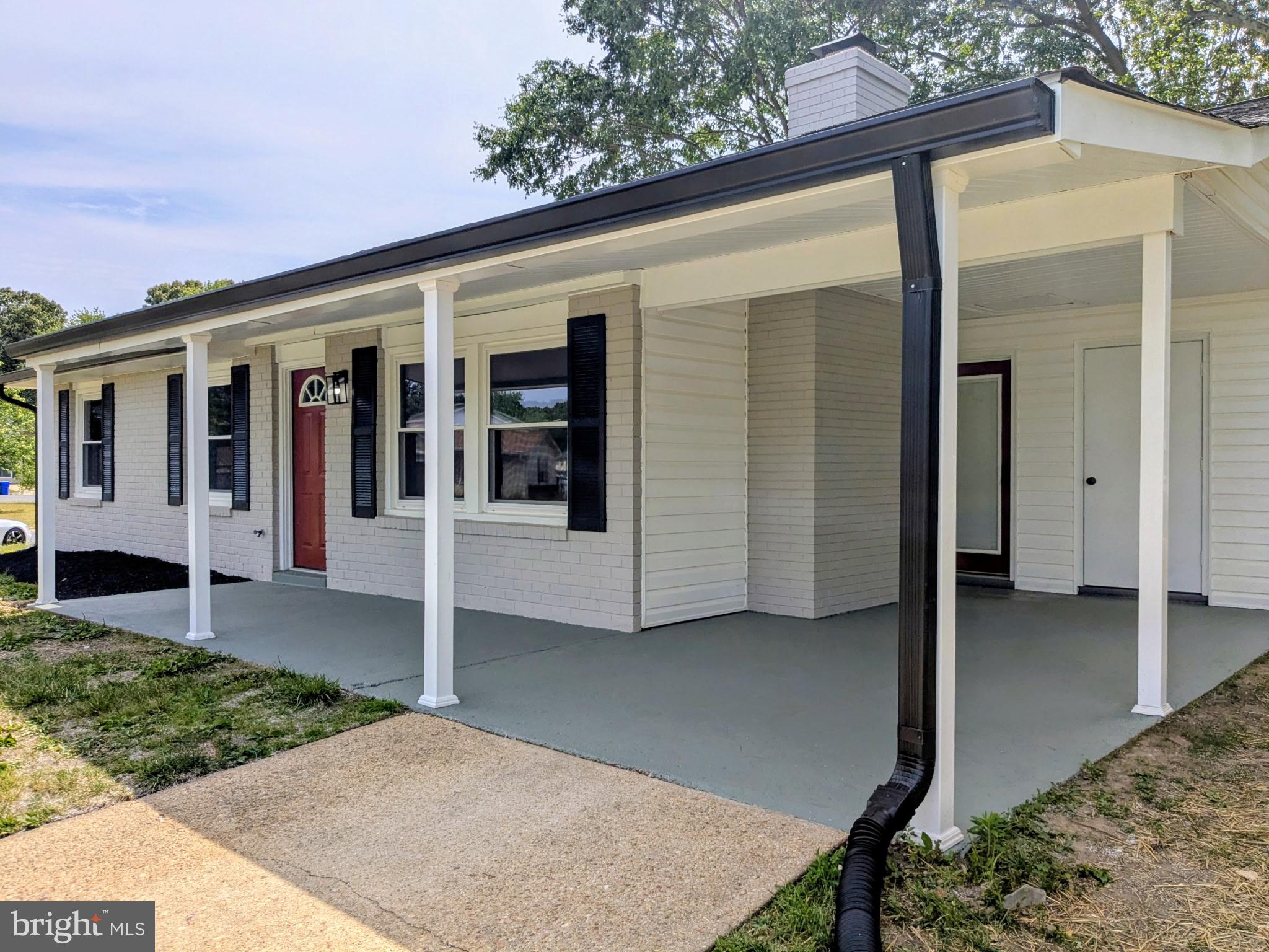 501 UNIVERSITY DRIVE
