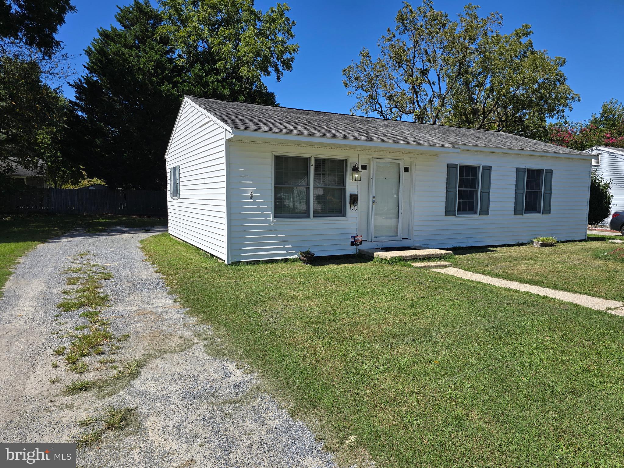 806 GETTYSBURG AVENUE