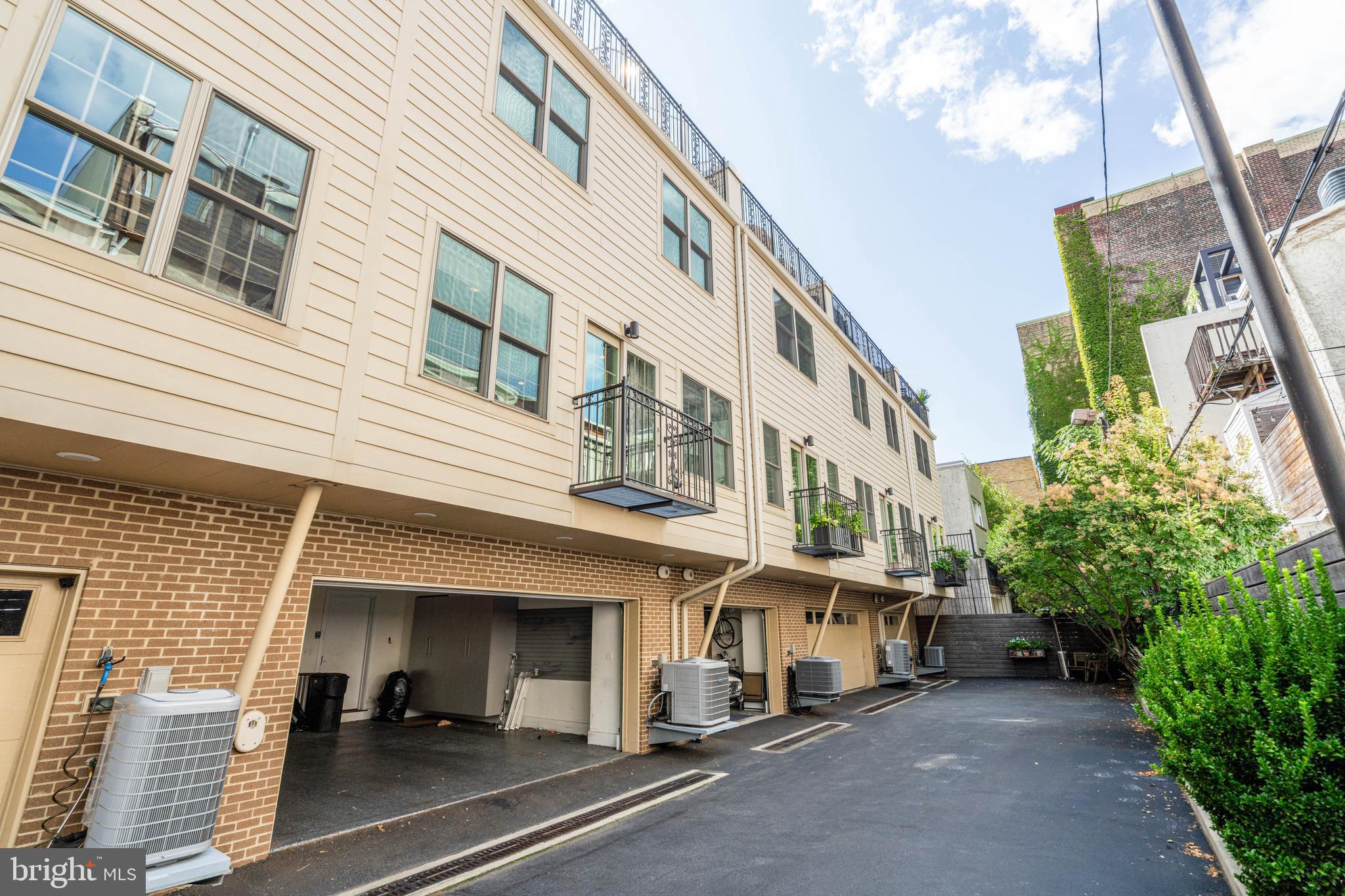 RITTENHOUSE SQUARE - Residential