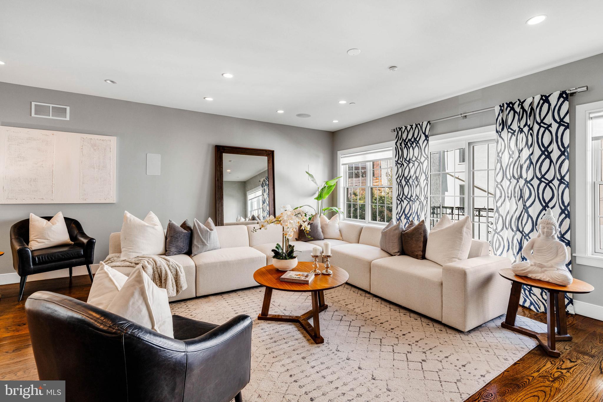 RITTENHOUSE SQUARE - Residential