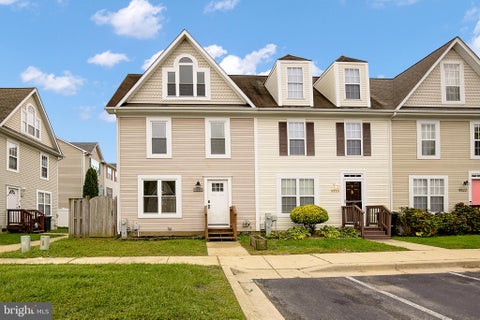 Townhouse For Rent - 9516 Sea Gull Court<br/> NORTH BEACH, MD 20714