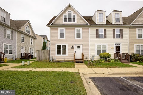 Townhouse For Rent - 9516 Sea Gull Court<br/> NORTH BEACH, MD 20714