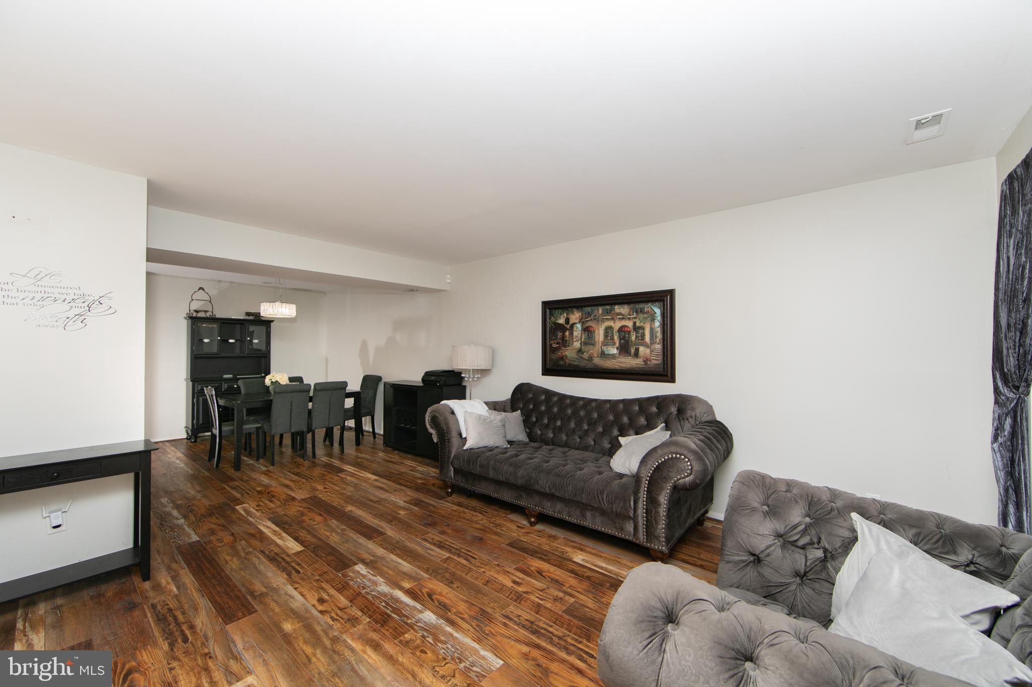 130 BANWELL LANE