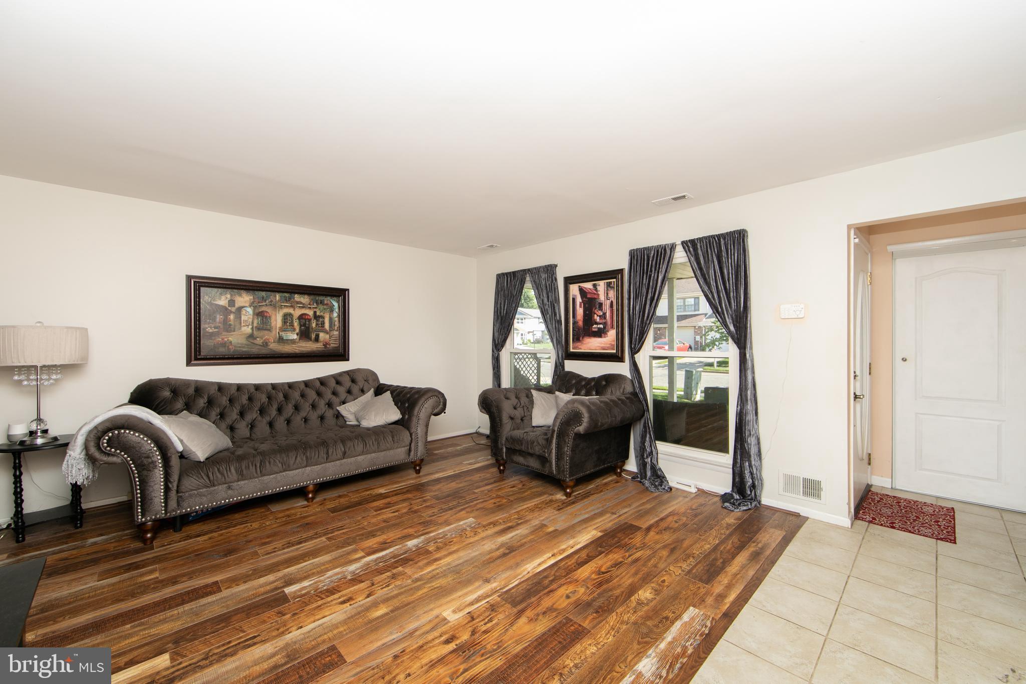 130 BANWELL LANE
