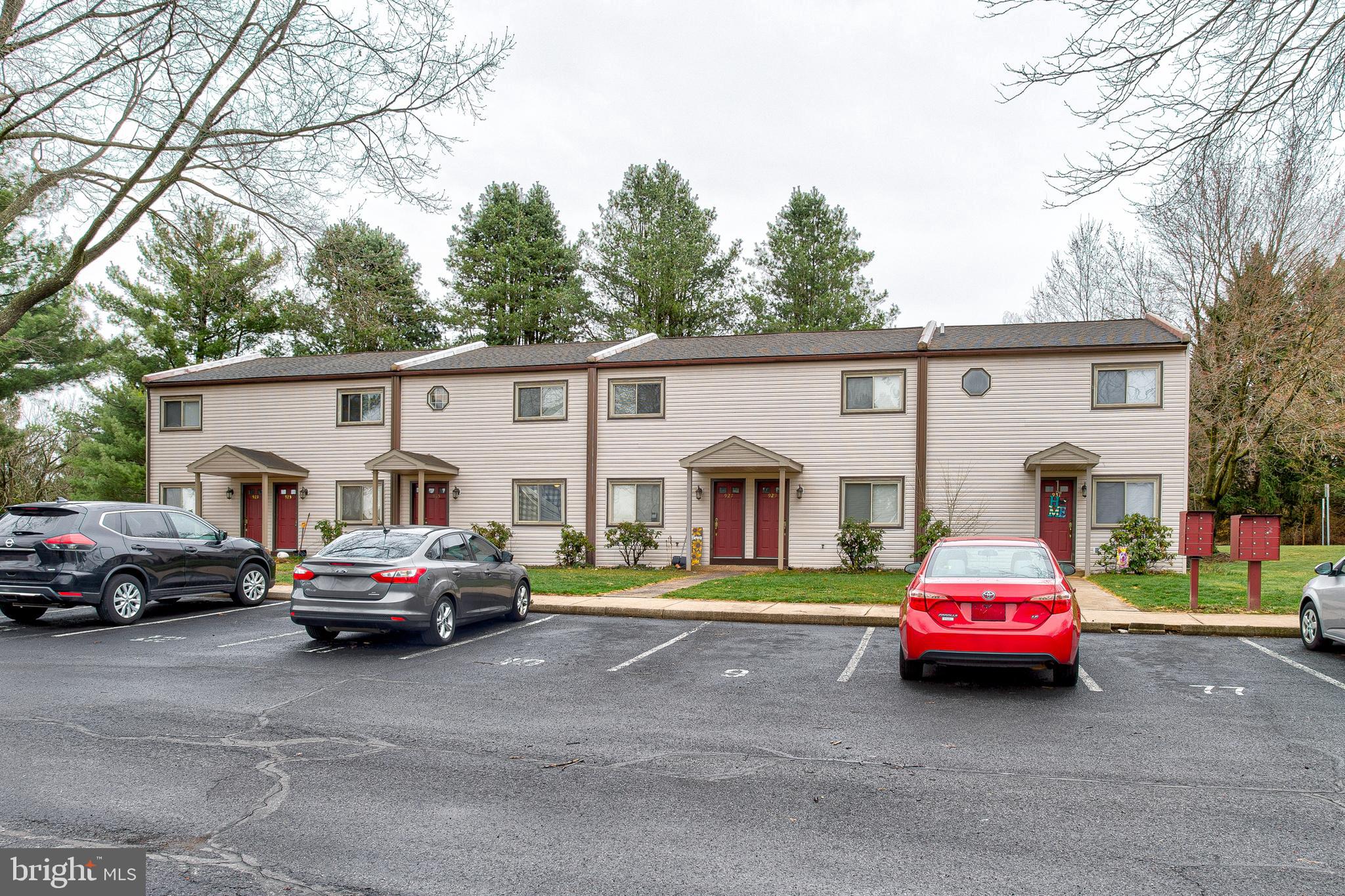 921 SOUTHGATE DRIVE