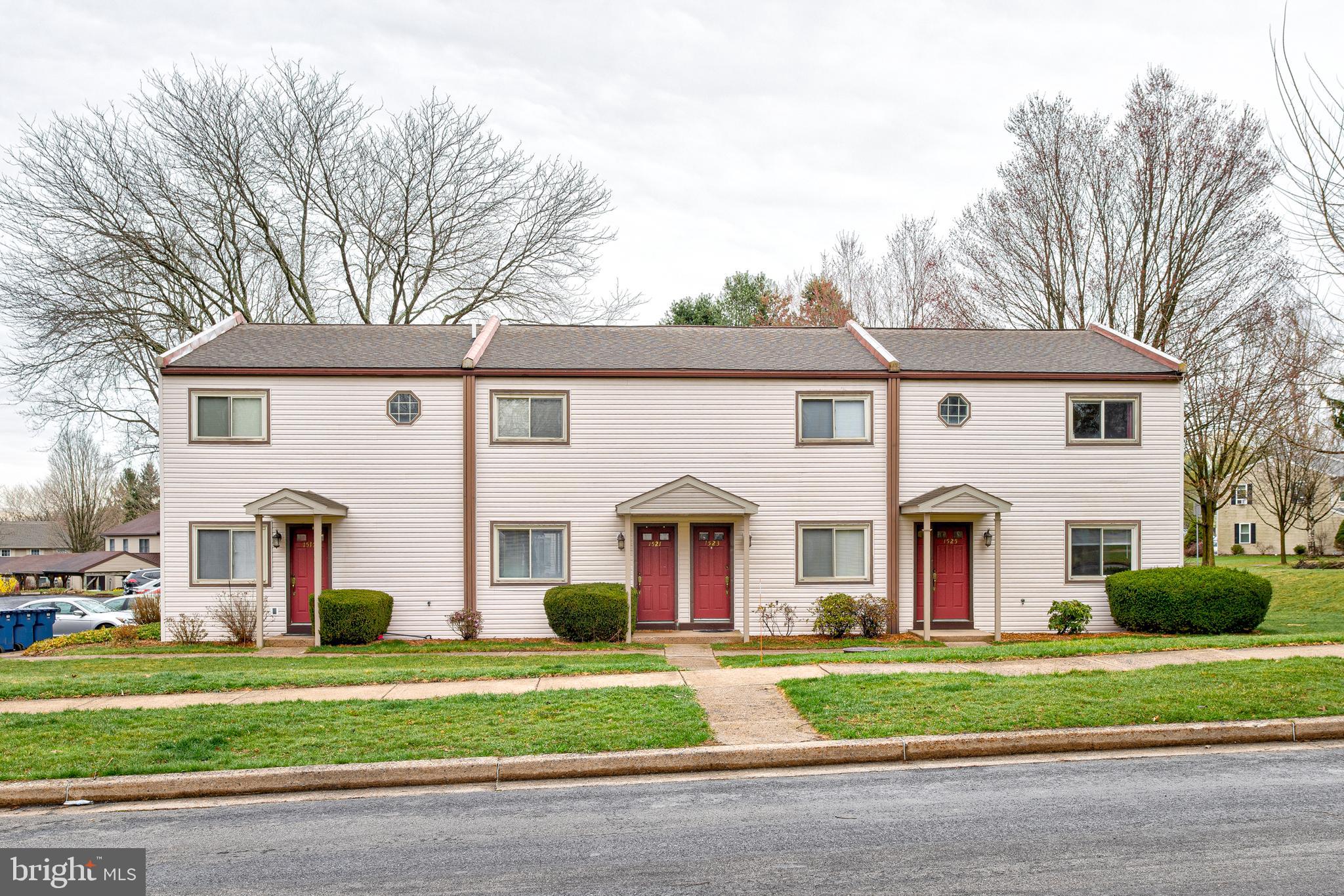 921 SOUTHGATE DRIVE