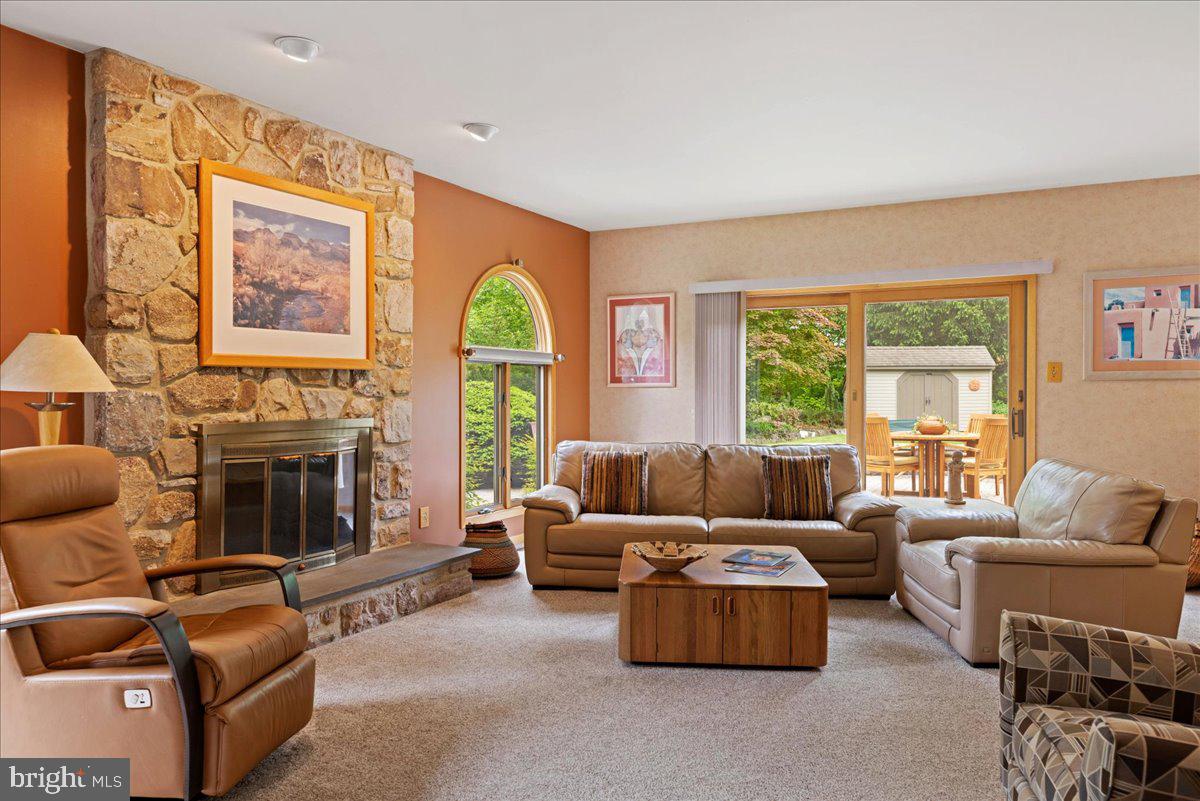 PHEASANT WOODS - Residential