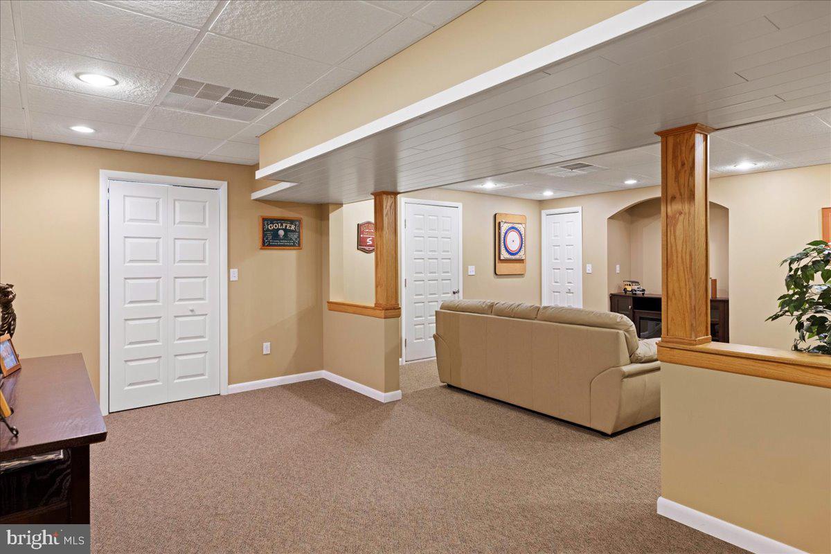 PHEASANT WOODS - Residential