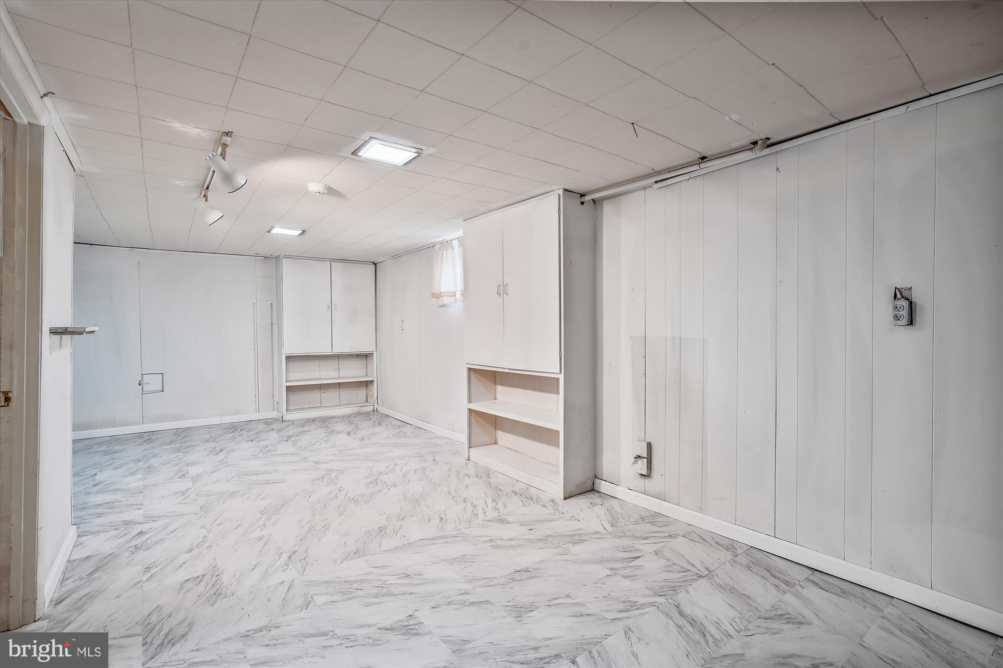 WEST LEWINSVILLE HEIGHTS - Residential Lease