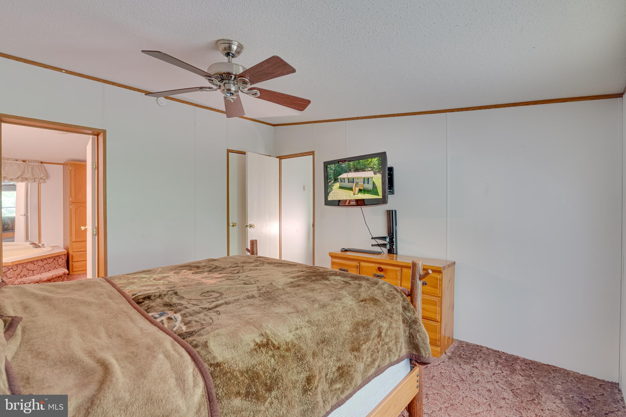 SOUTH MORGAN HILLS - Residential