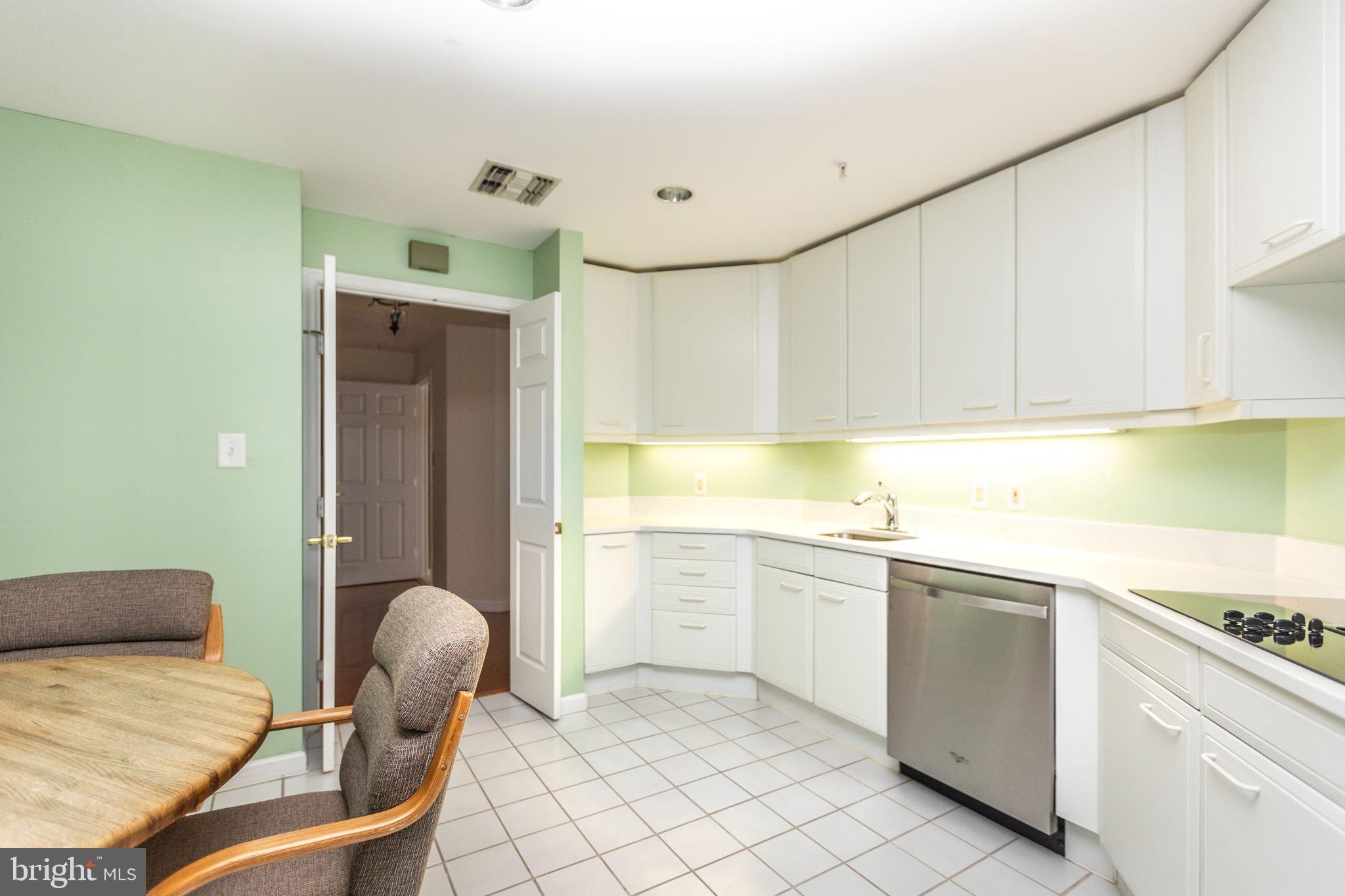 HOPKINS - Residential