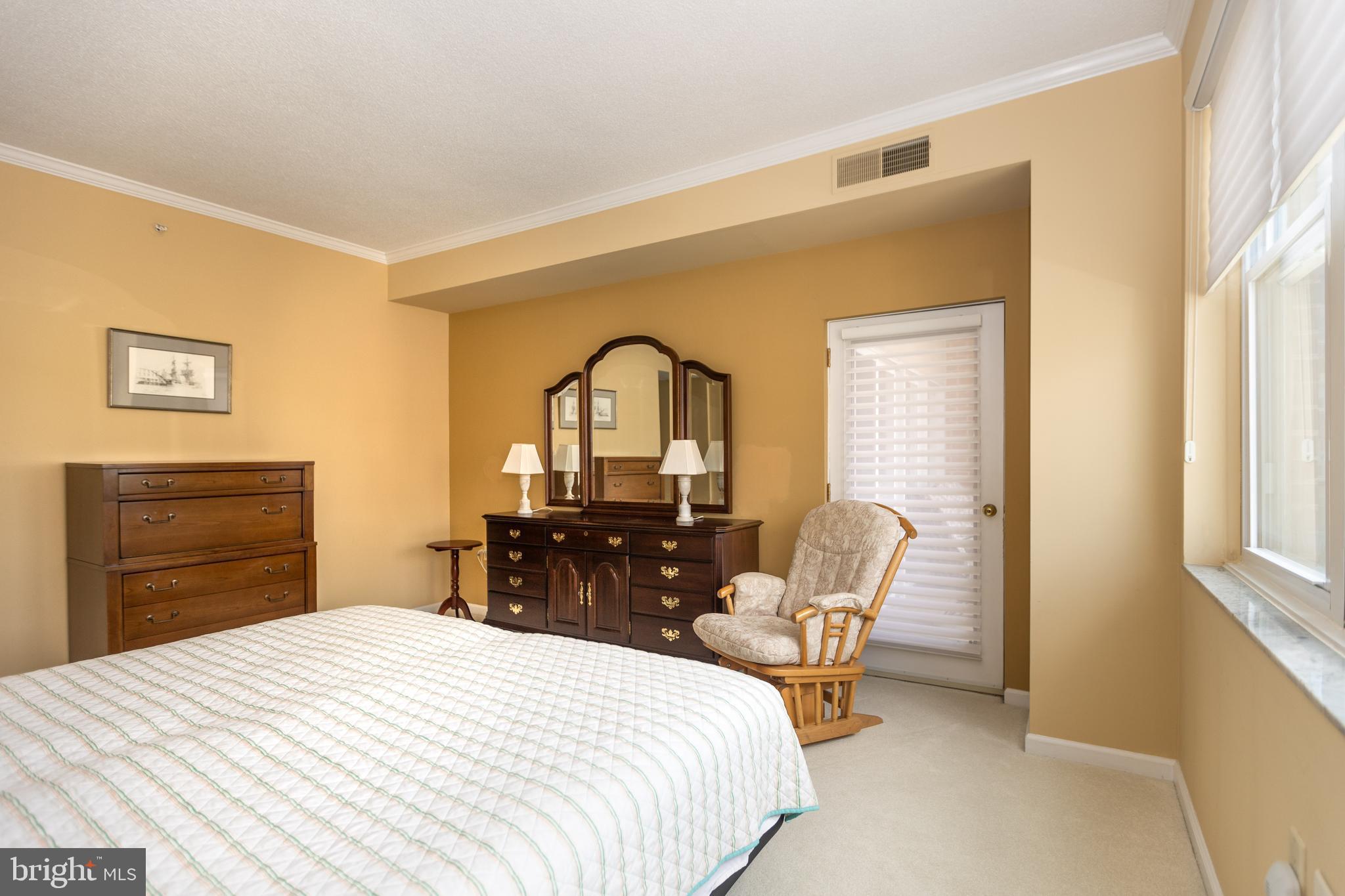 HOPKINS - Residential