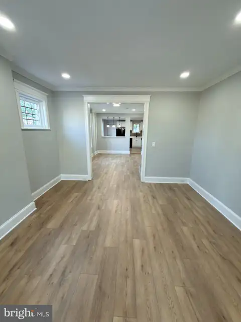 648 Edgewood Avenue, Trenton, NJ MLS: NJME2081596