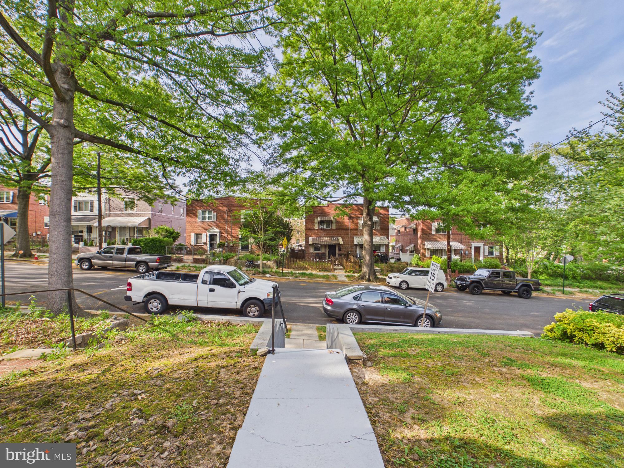 70 DARRINGTON STREET SW