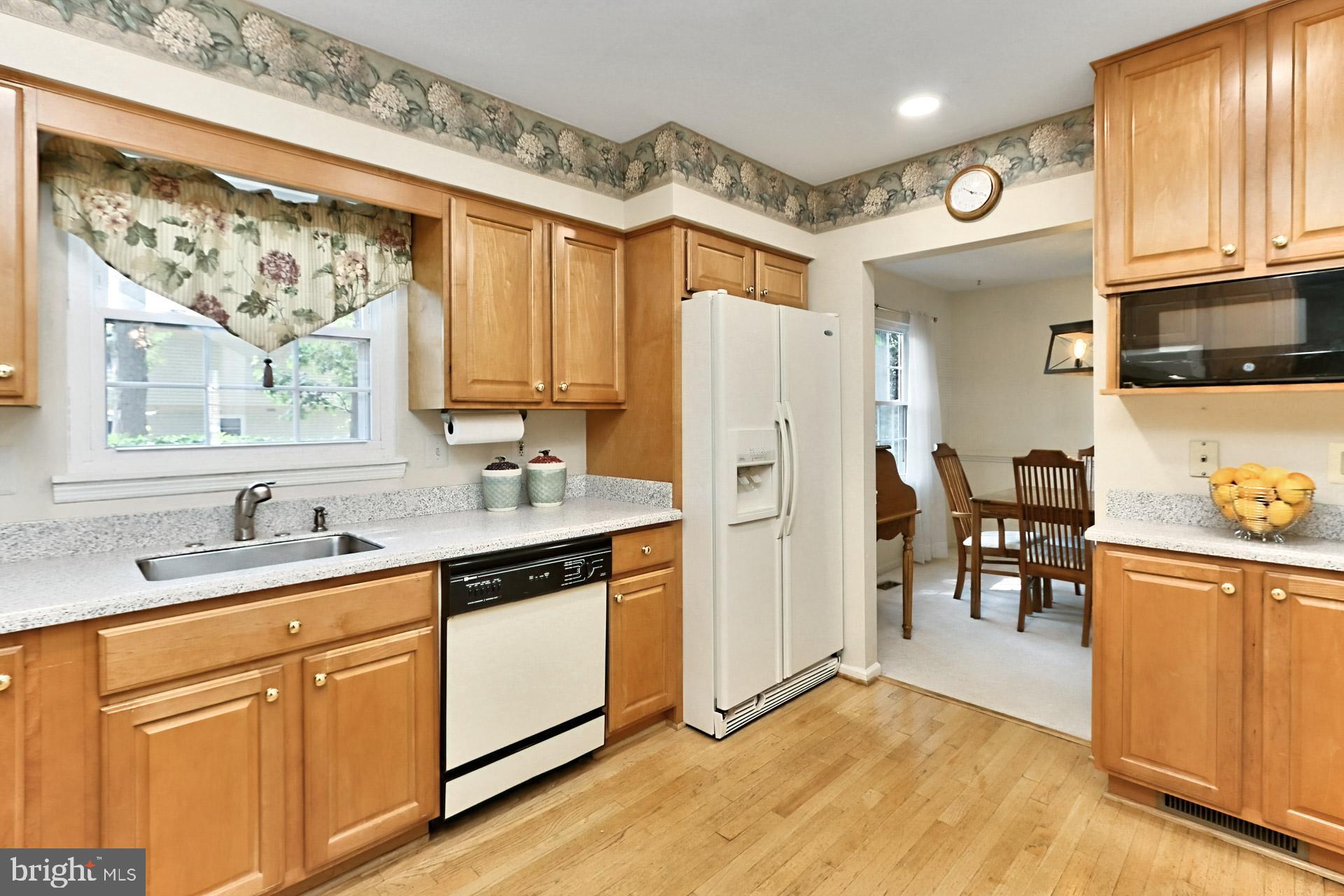 BURKE CENTRE - Residential