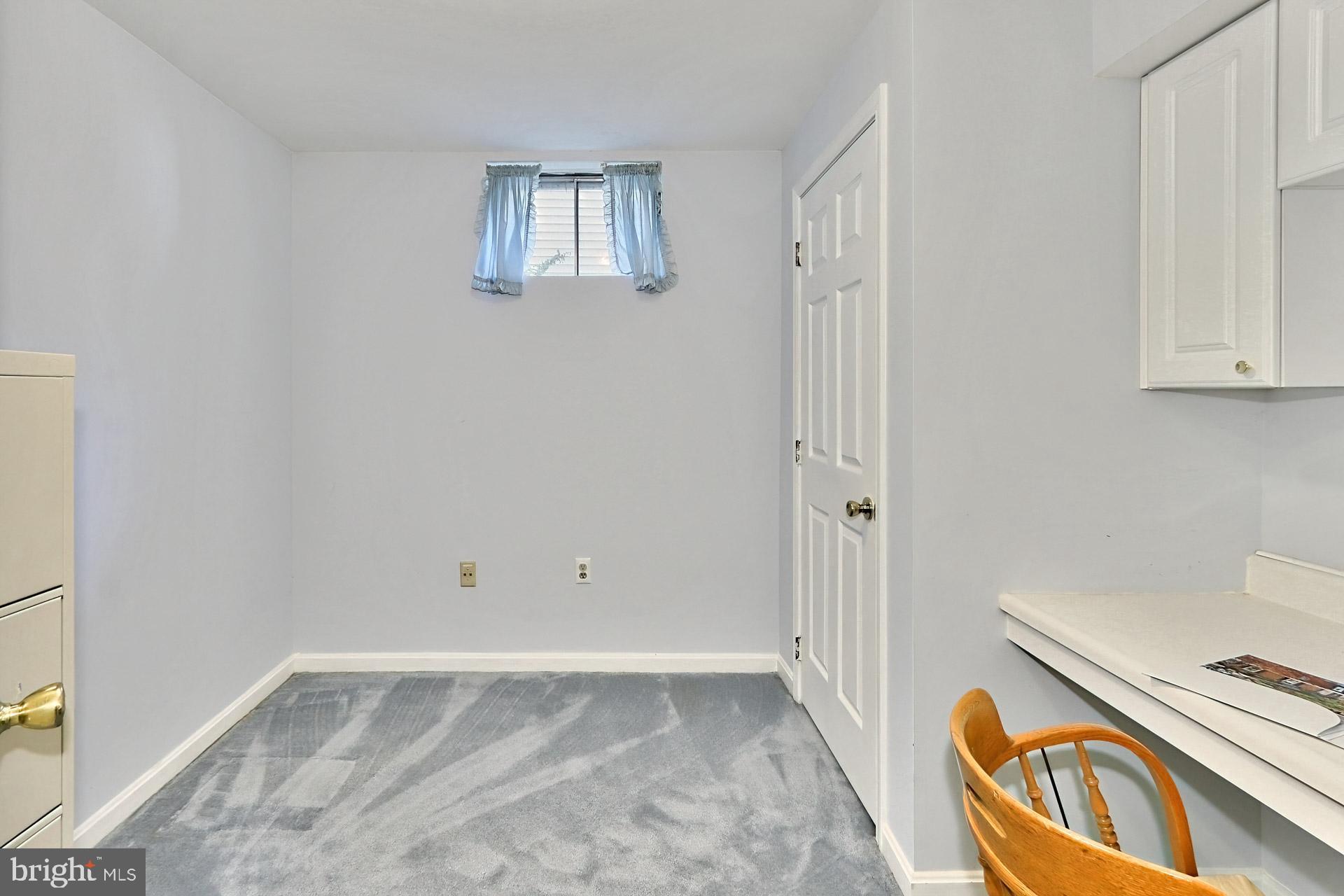 BURKE CENTRE - Residential