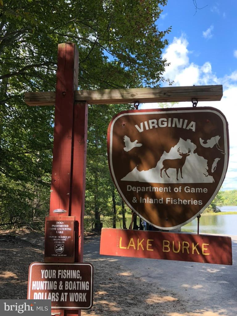 BURKE CENTRE - Residential