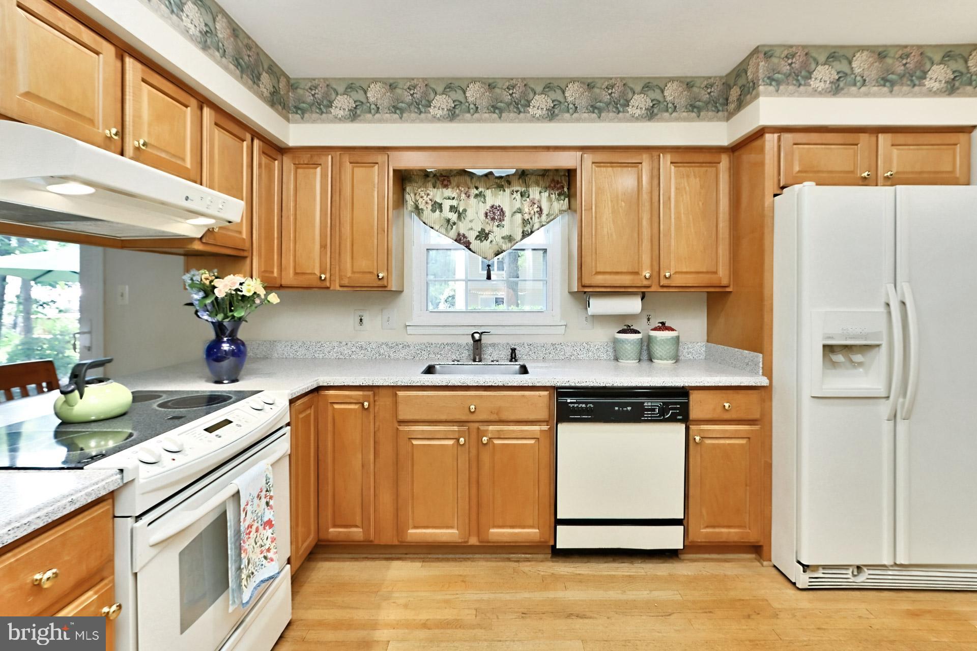 BURKE CENTRE - Residential