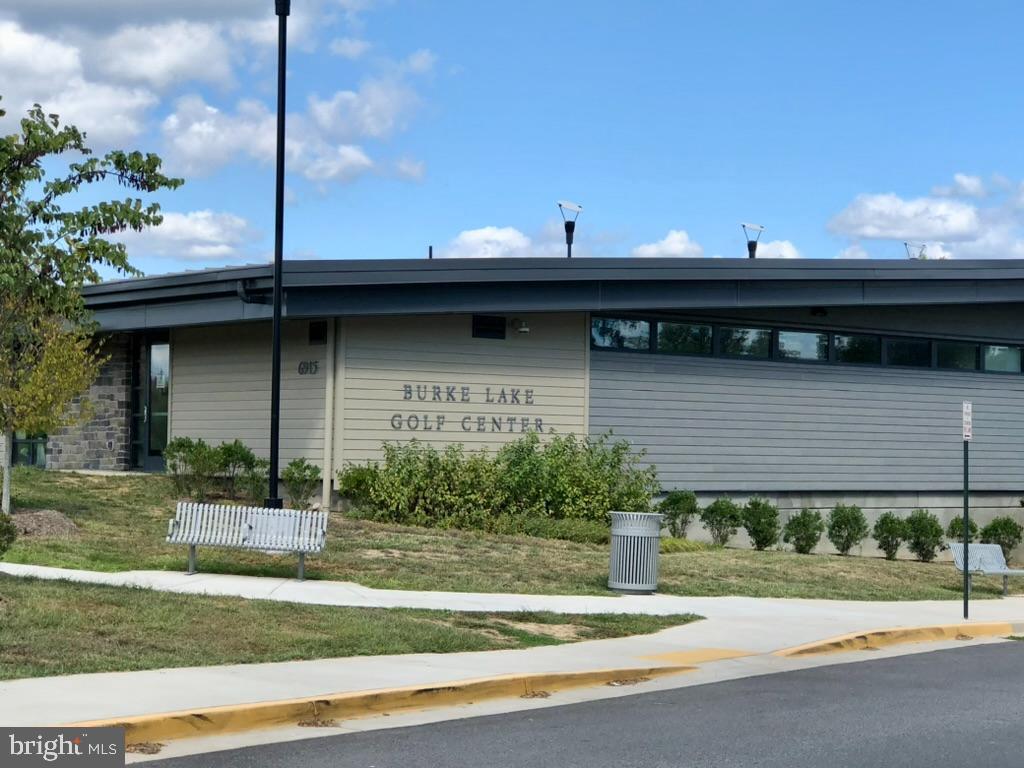 BURKE CENTRE - Residential