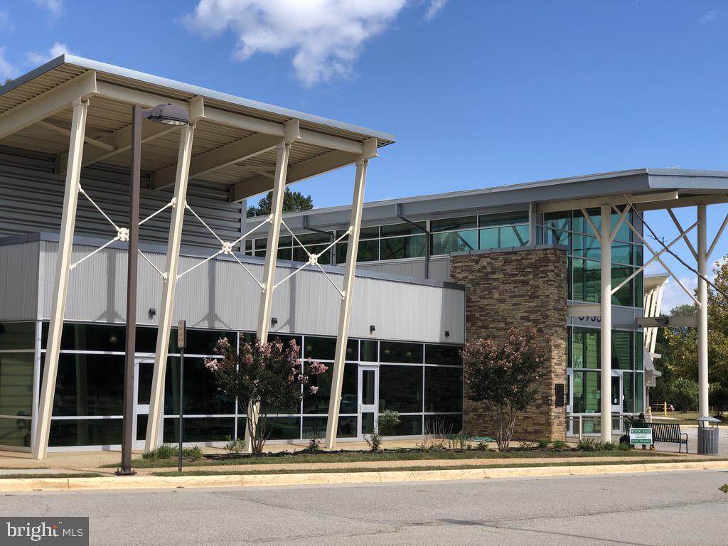 BURKE CENTRE - Residential