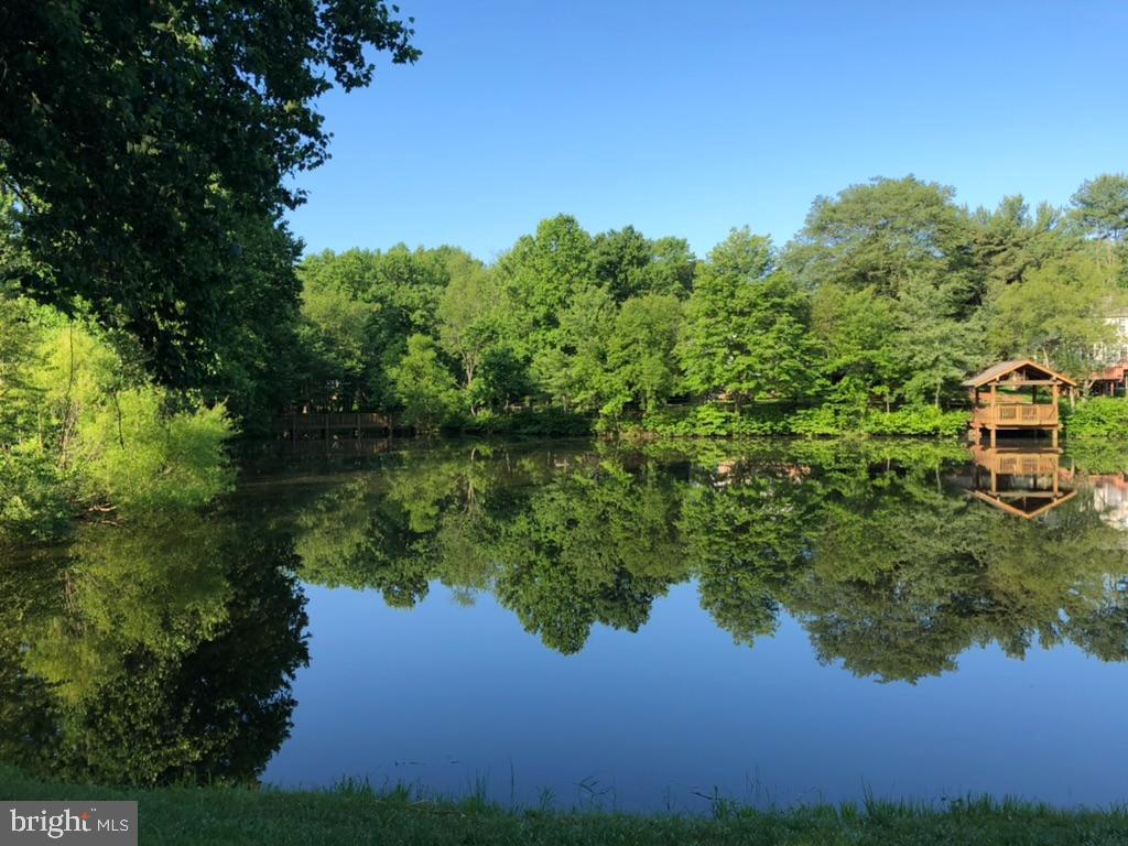 BURKE CENTRE - Residential