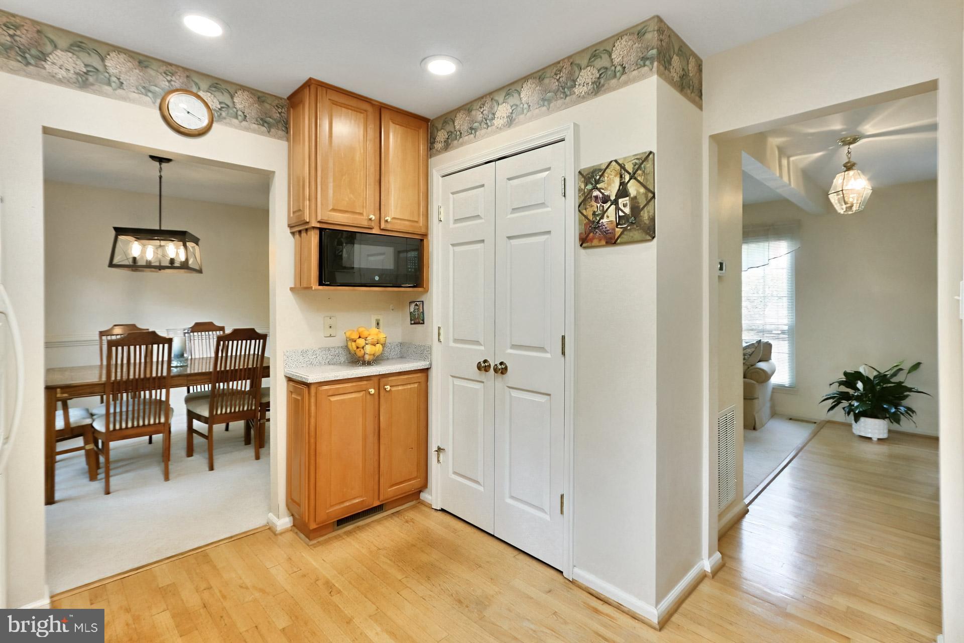 BURKE CENTRE - Residential