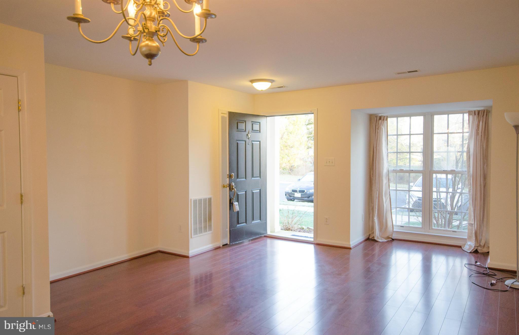 SOUTH RIDING - Residential Lease