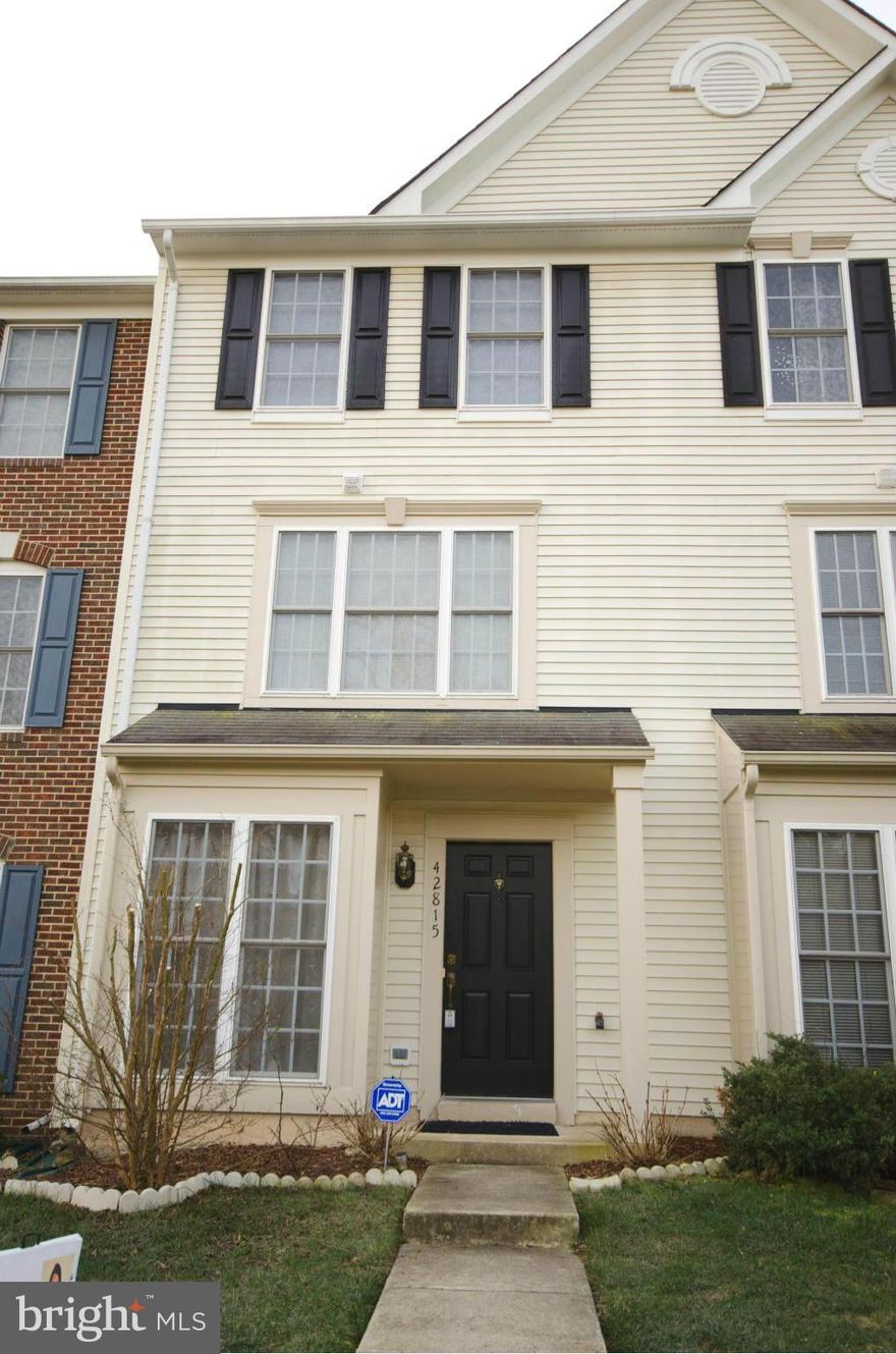 Beautifully Maintained Gorgeous Townhome. Extremely close to shopping and seconds from a beautiful golf course. 3 spacious bedrooms with 2 full bathrooms. Gas Fireplace in family room and fresh paint touch up all over the house. Nice big backyard which gives privacy. Located just a block from Hutchison Farm Elementary School, this property is ideally situated near major commuter routes, shopping, dining, and Dulles International Airport. As part of the vibrant South Riding community, residents enjoy top-notch amenities, including pools, tennis courts, playgrounds, walking and biking trails, and more. With two assigned parking spaces directly in front of the home, this townhouse offers both comfort and convenience. Do not miss the chance to make this beautifully updated home yours! Don't miss this opportunity, this is a MUST SEE! VACANT show anytime. Please call/text Listing agent for more questions.