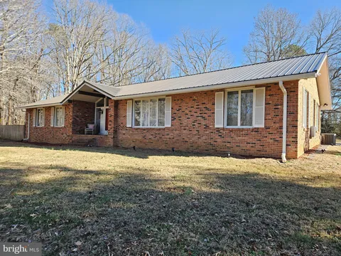 508 Kevin Drive, Farmville, VA MLS: VACB2000084