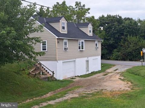 Photo of 1502 Lancaster Pike, Quarryville, PA 17566 (MLS # PALA2040906)