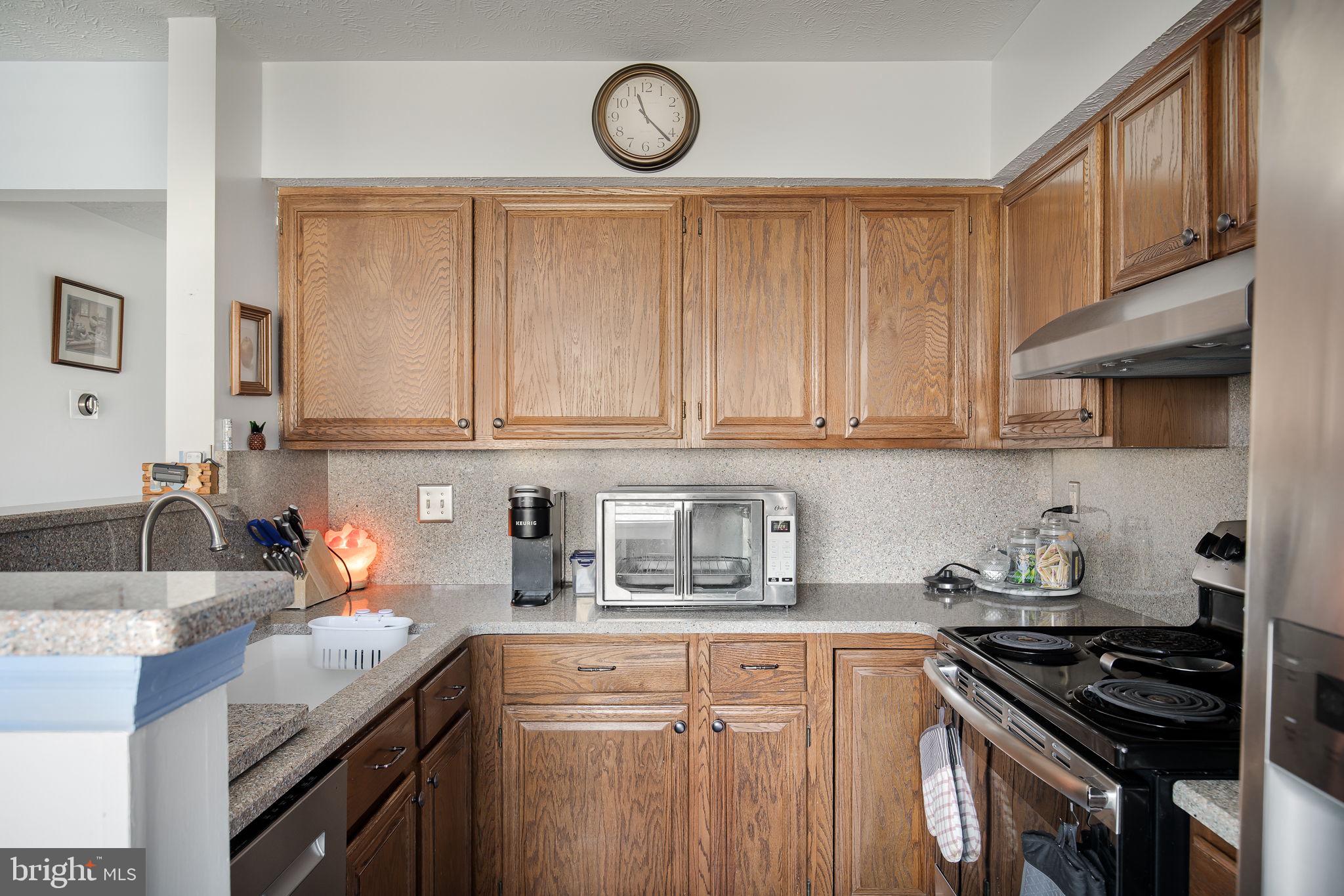 CEDAR CREST - Residential