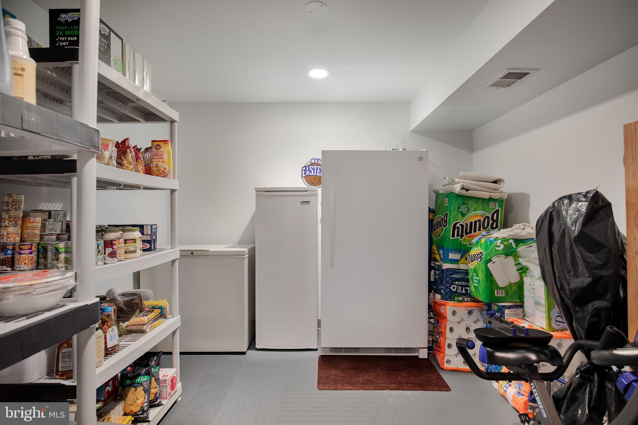 CEDAR CREST - Residential